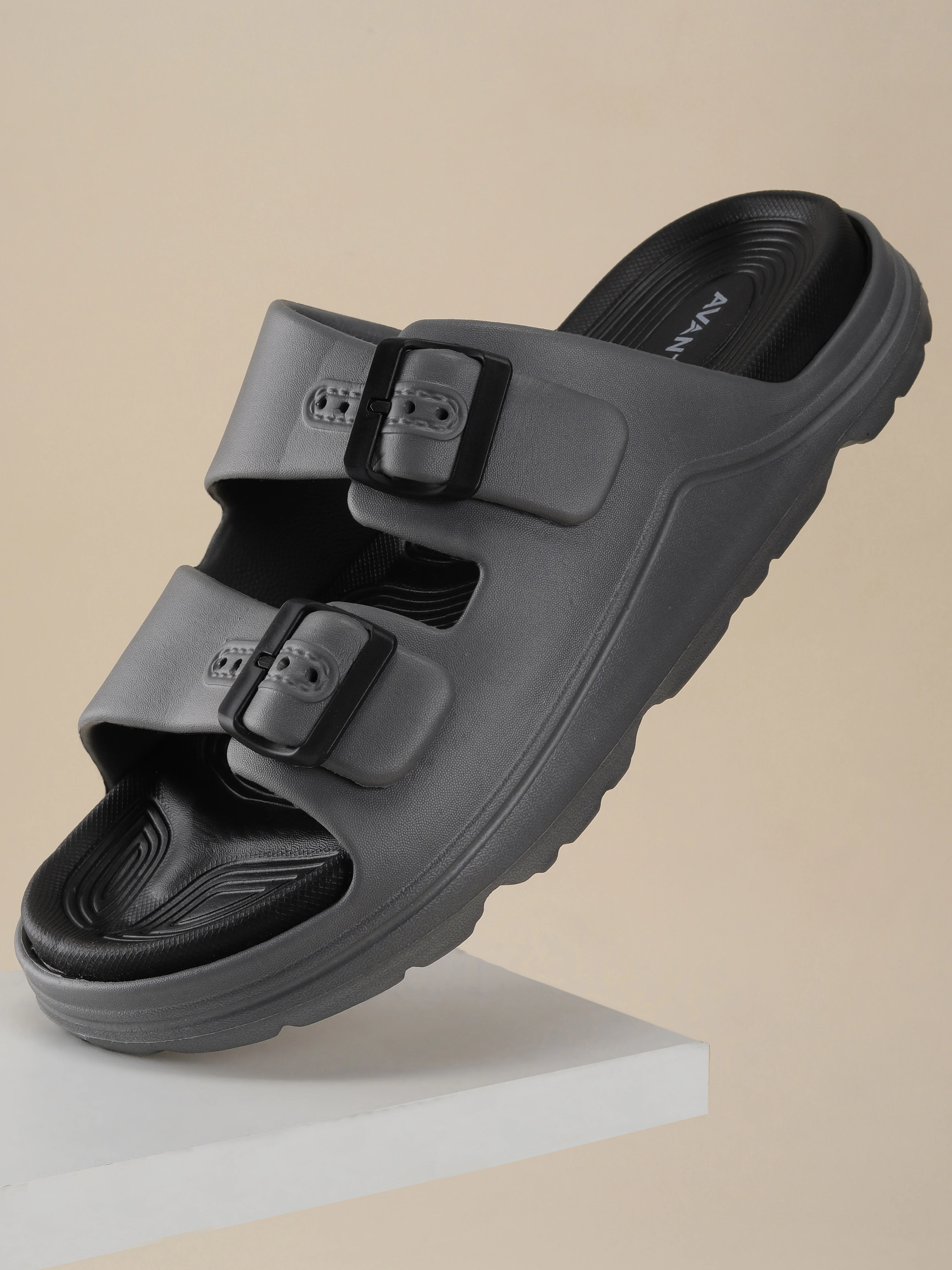 Avant Men's BuckleStride Sliders - Grey