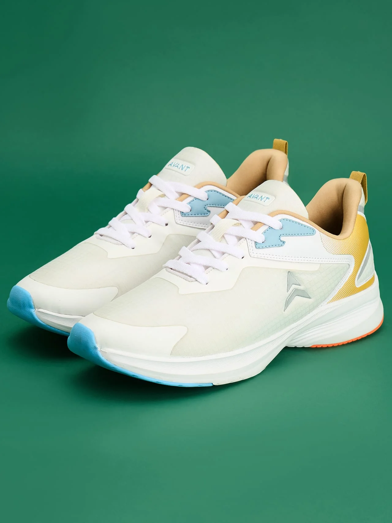 Avant Men's Delux Running Shoes - White/Gold - Image 7