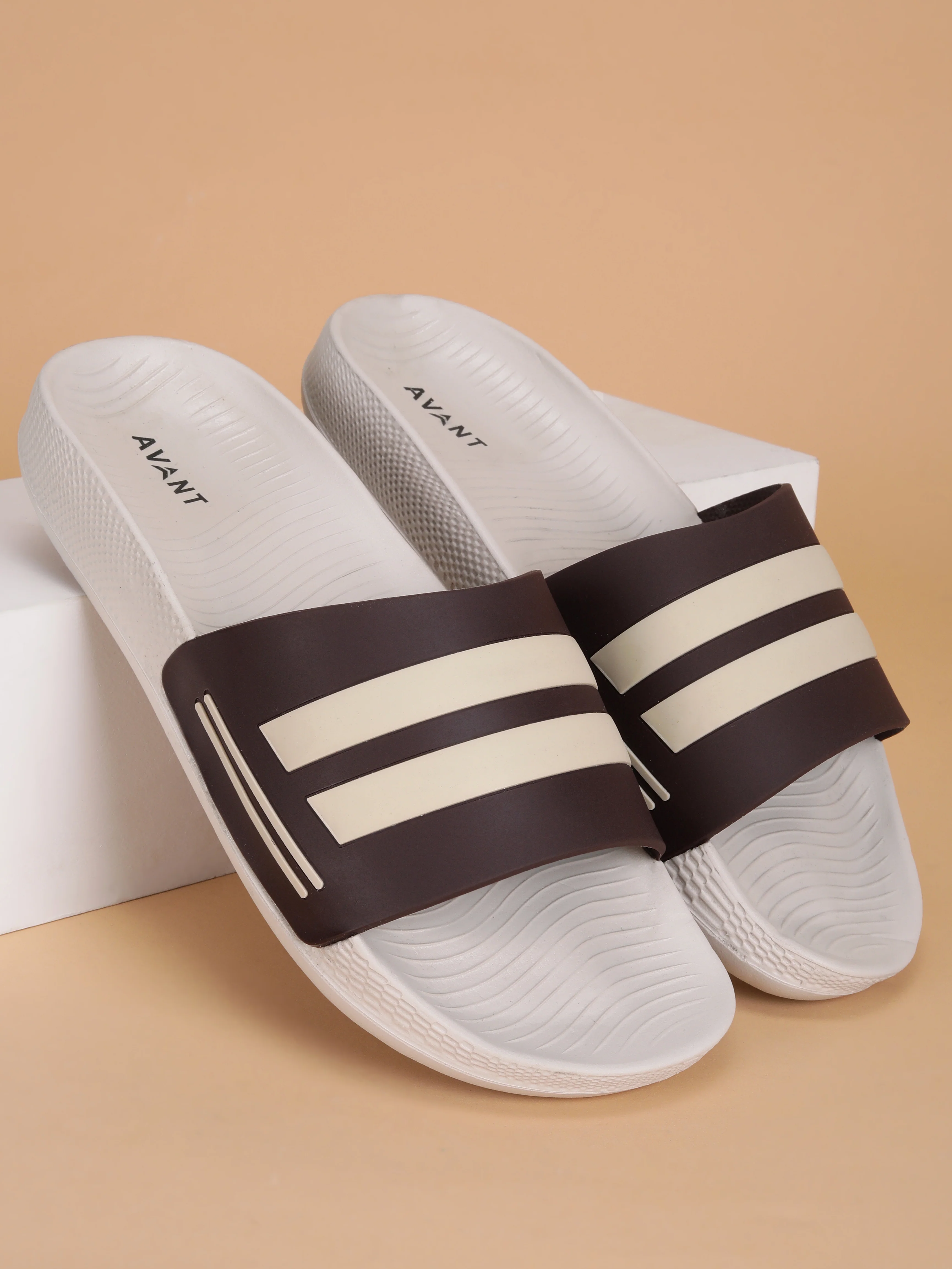 Avant Men’s Mesa Sliders - Beige