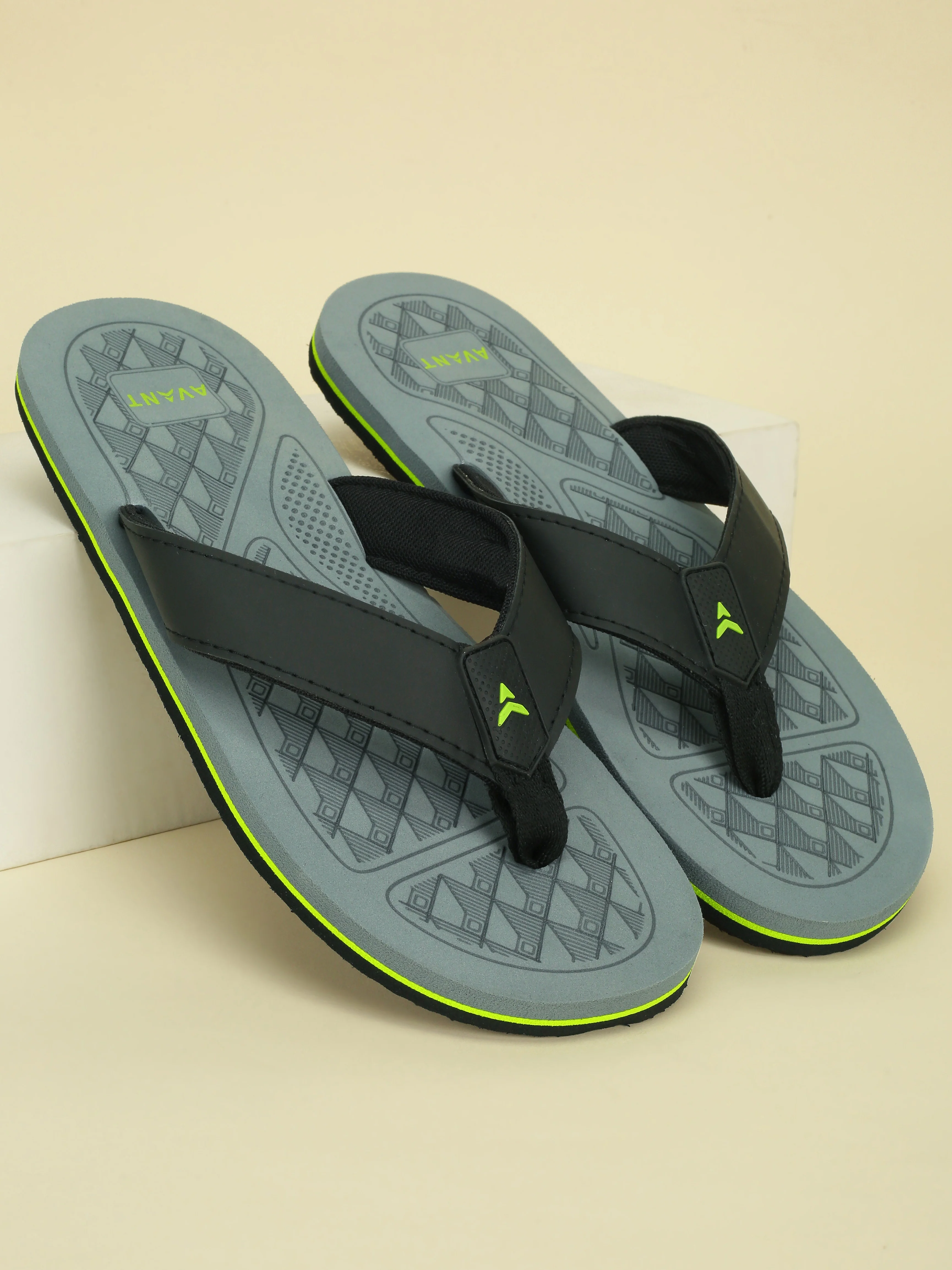 Avant Men's Milo Flip Flops - Grey