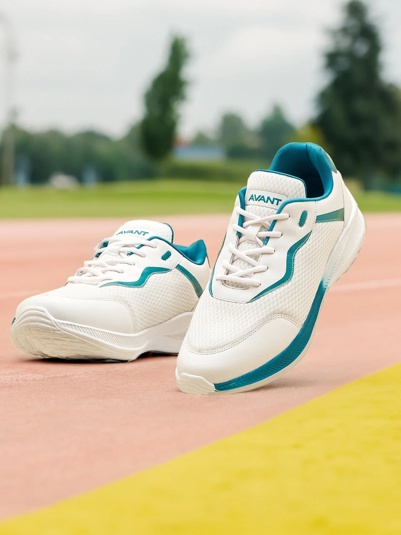 Avant Men's Softride Walking Shoes-White - Image 2