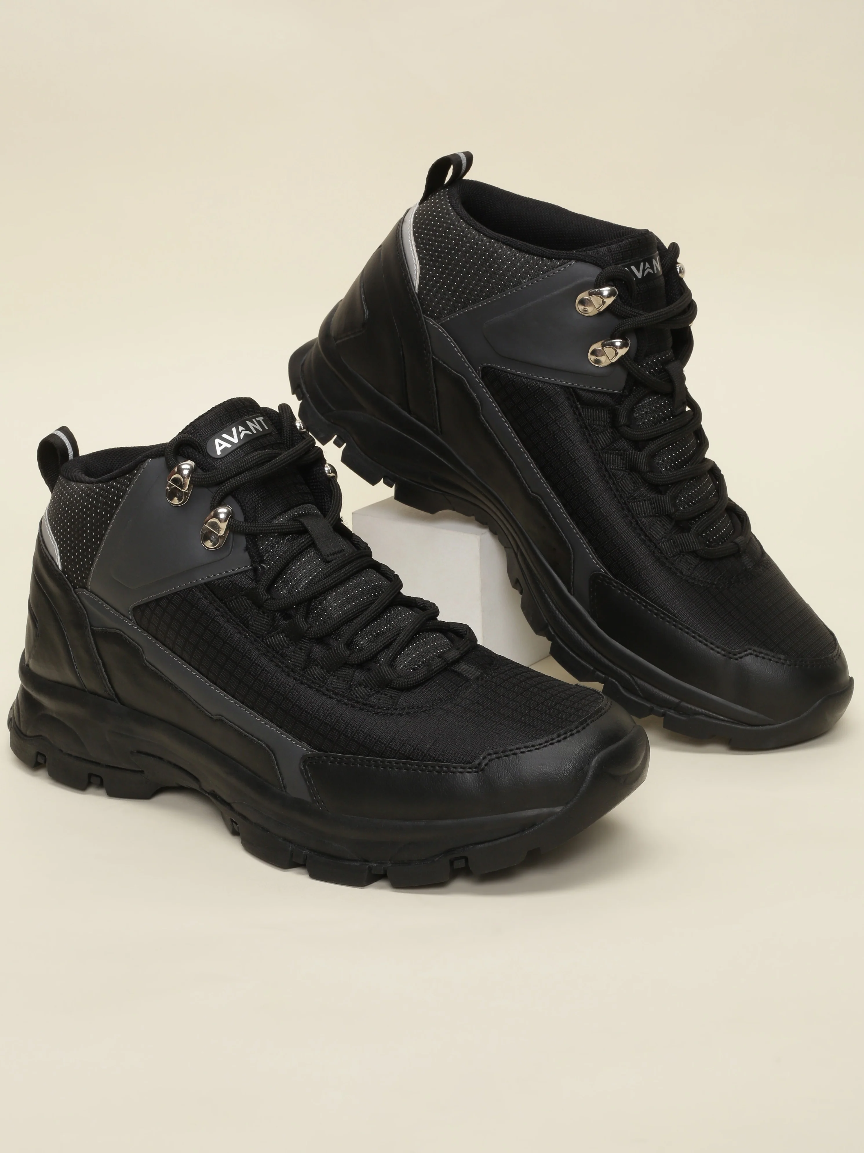 Avant Men's TerraTread Outdoor Shoes - Black