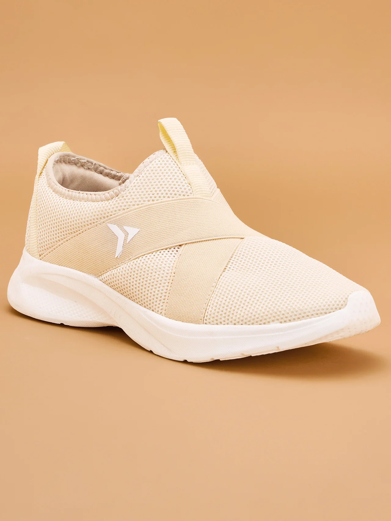 Avant Women's Glam Slip-On Walking shoes - White