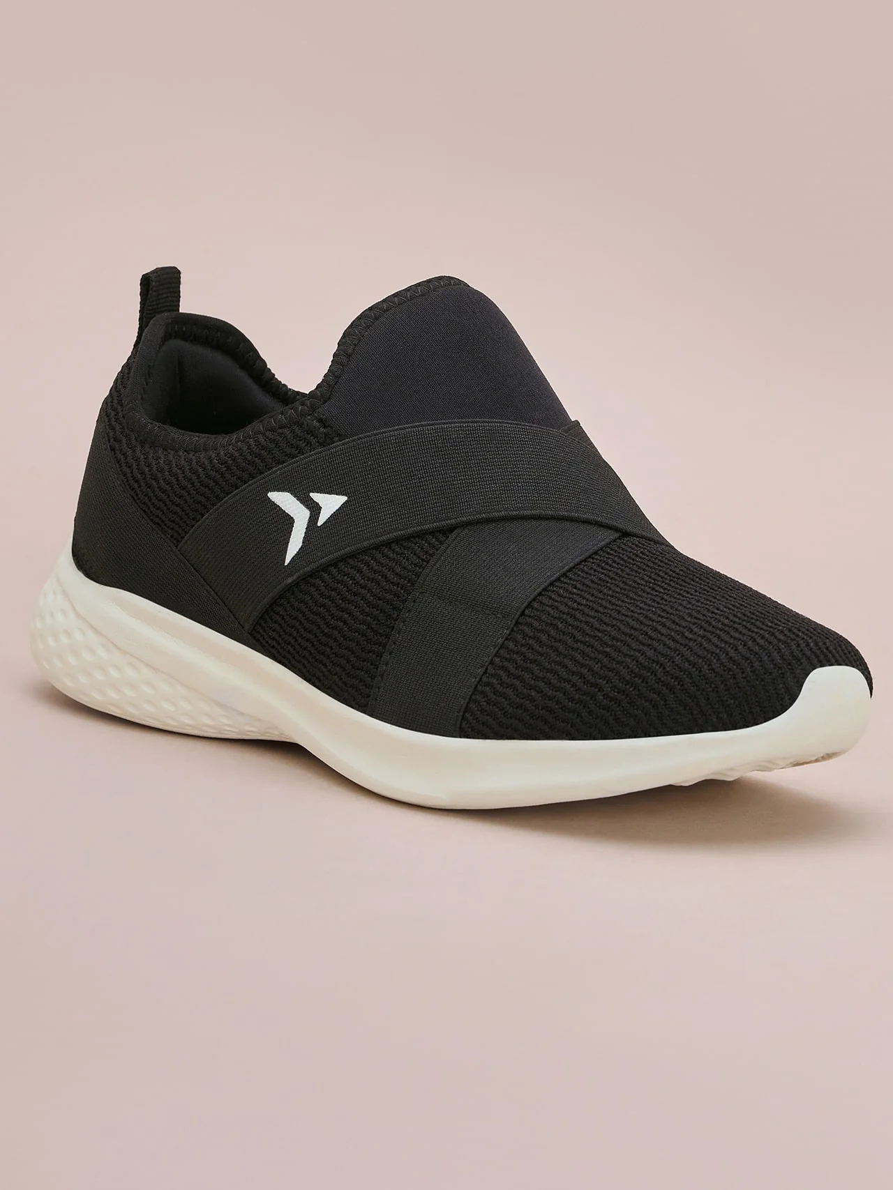 Avant Women's Softy Slip-On Walking Shoes - Black