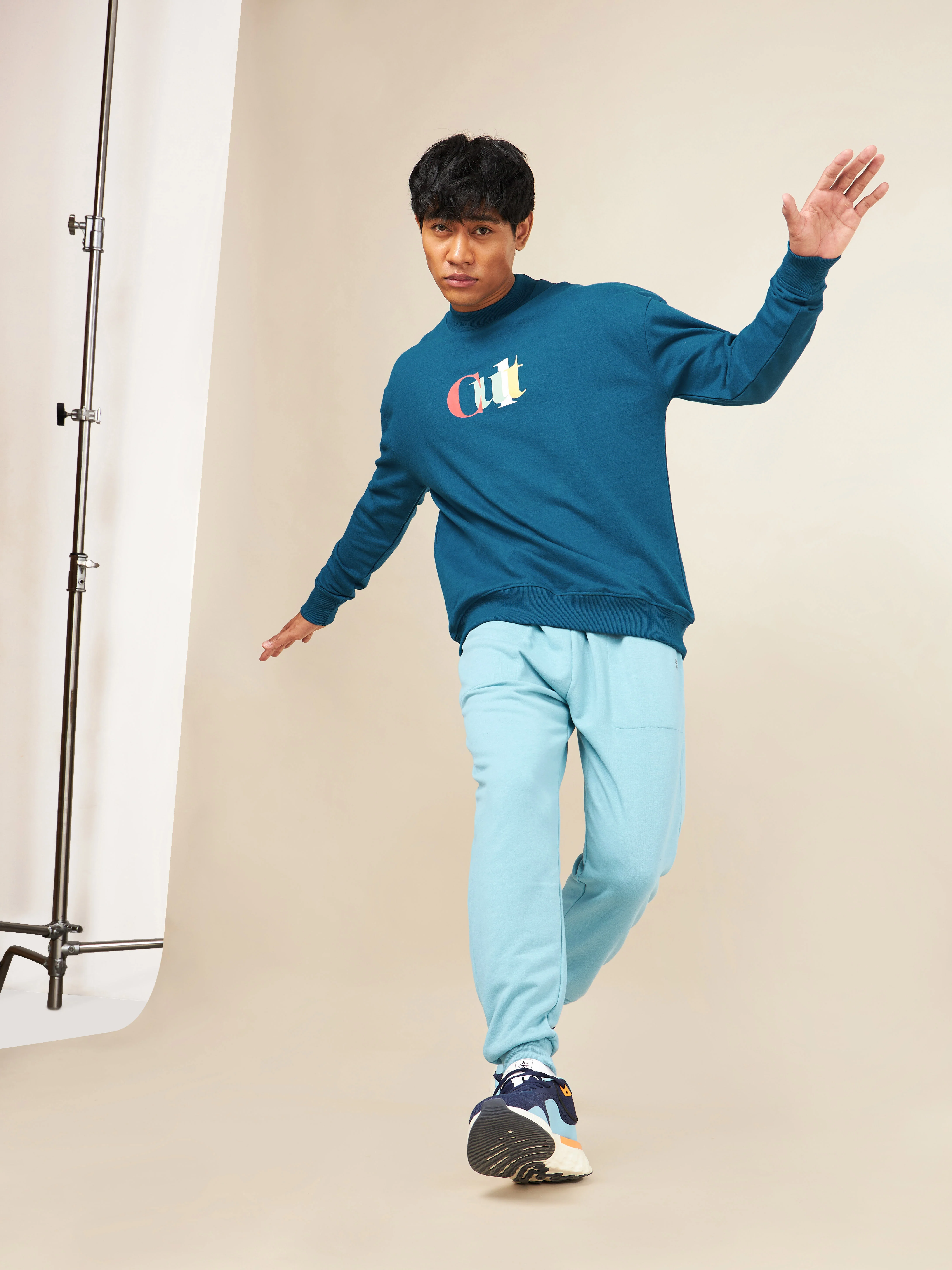Cult Brand Carrier Blue Sweatshirt - Image 2
