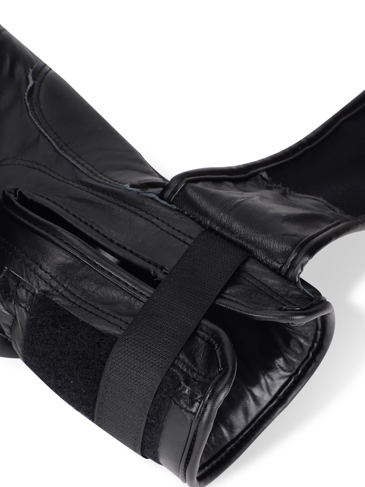 cult.fit Boxing Gloves - 8Oz - Image 6