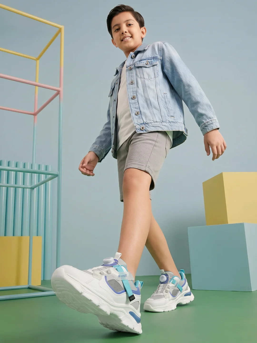 cult Kids' Zoomster Sneakers - White/Grey - Image 2