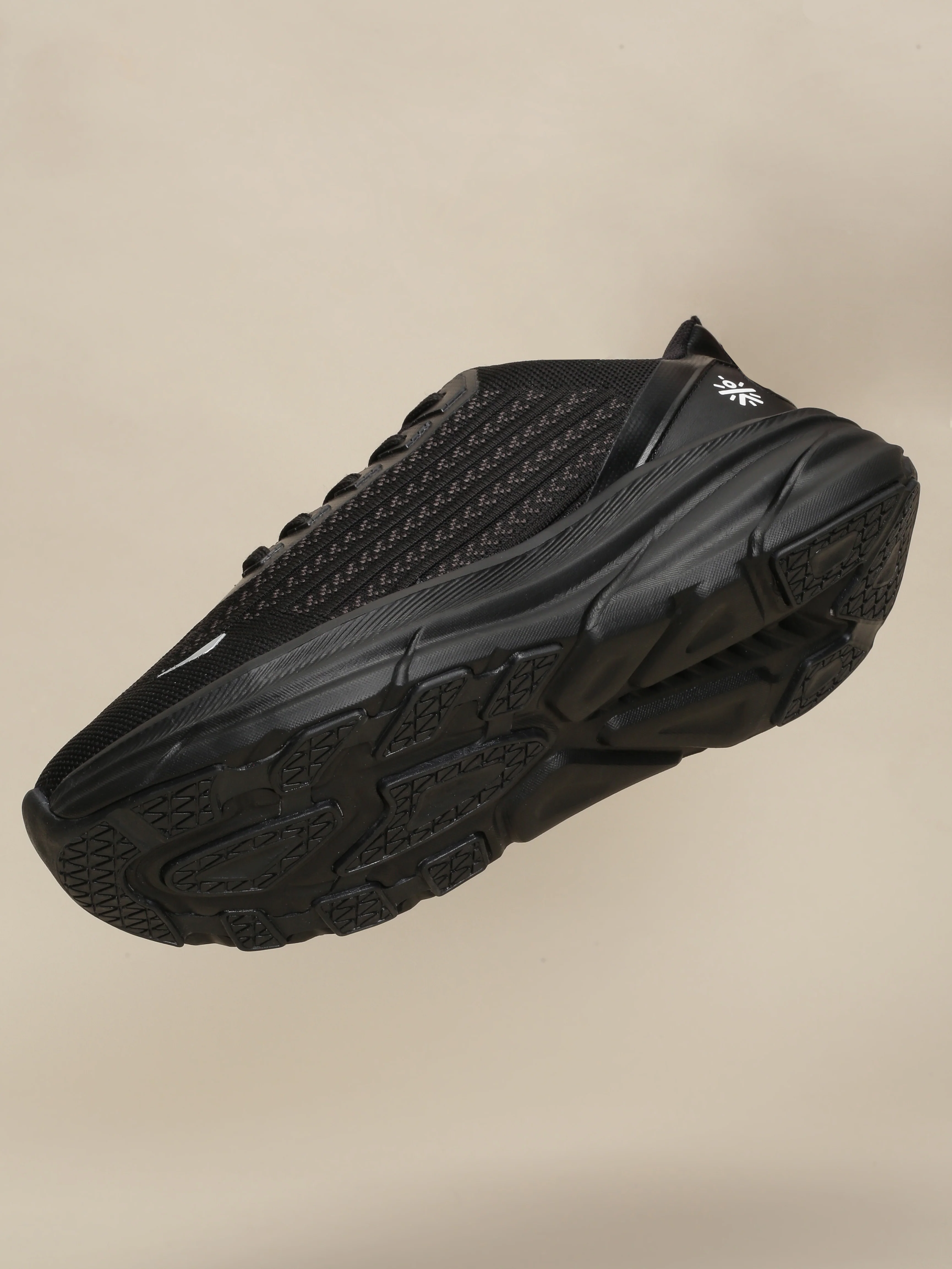 cult Men's Raze Running Shoes - Black - Image 9