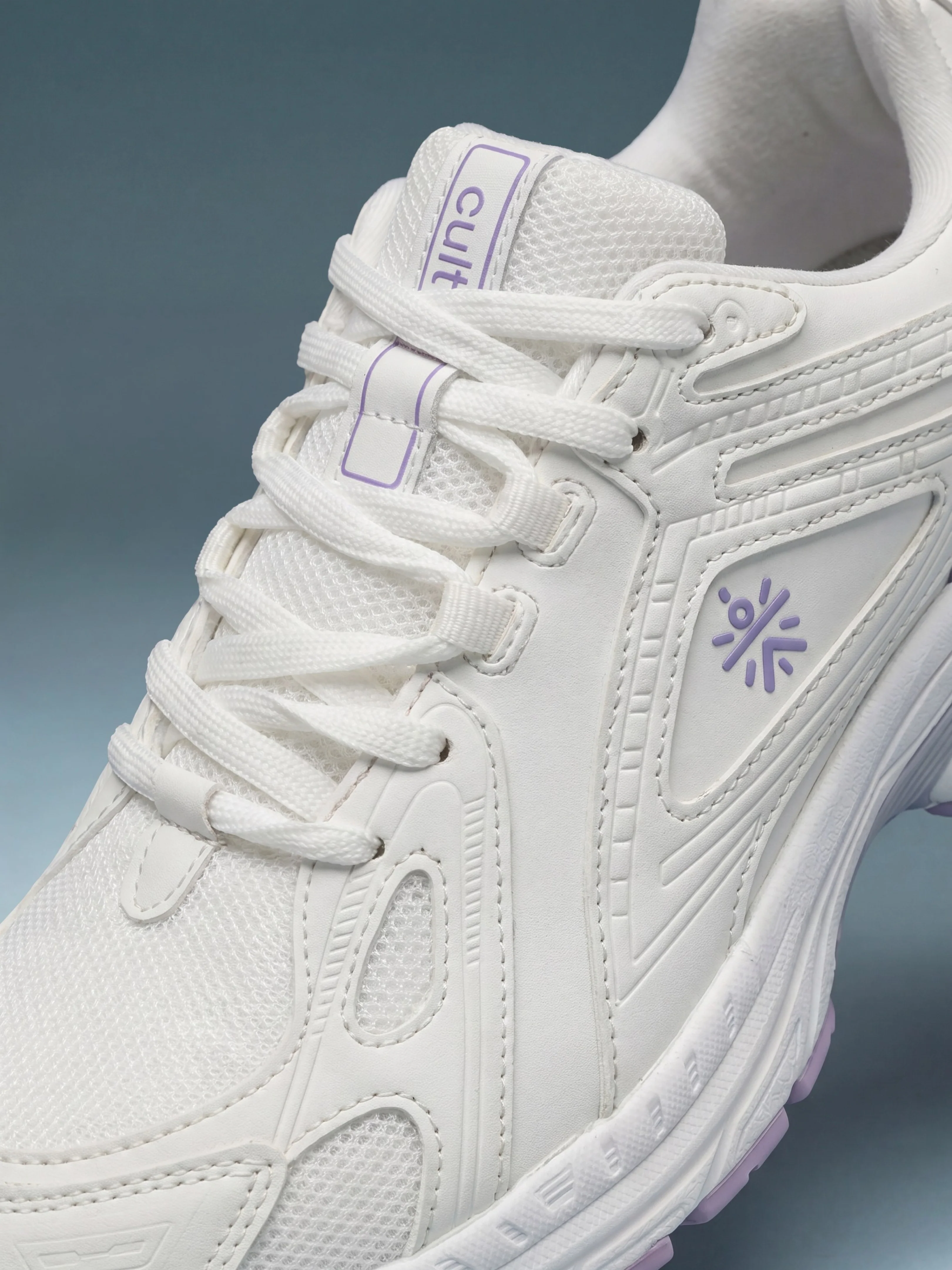 cult Women's GlideSync Sneakers - White - Image 10