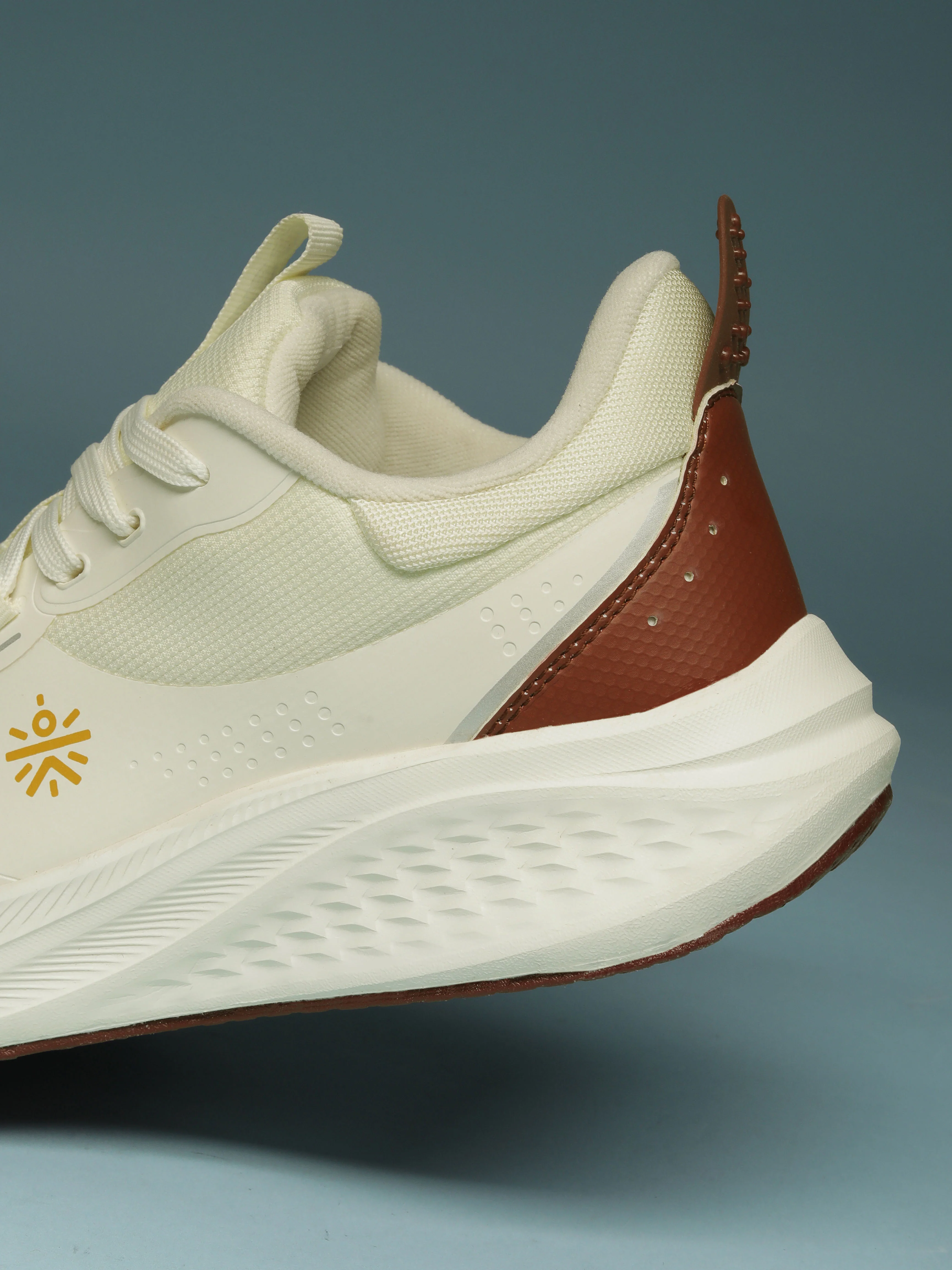 cult Women's SprintNova Running Shoes - Off White - Image 11