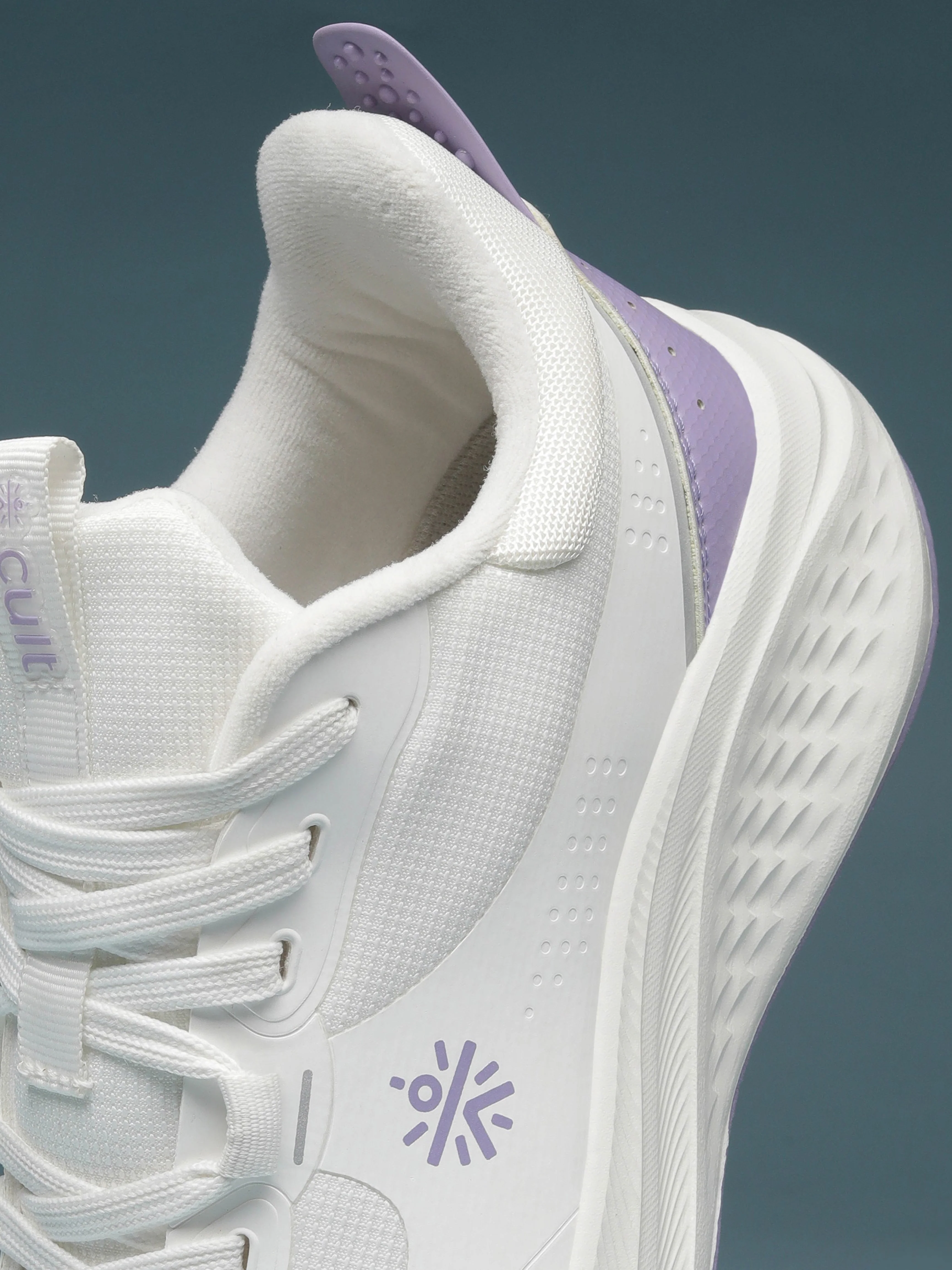 cult Women's SprintNova Running Shoes - White - Image 11