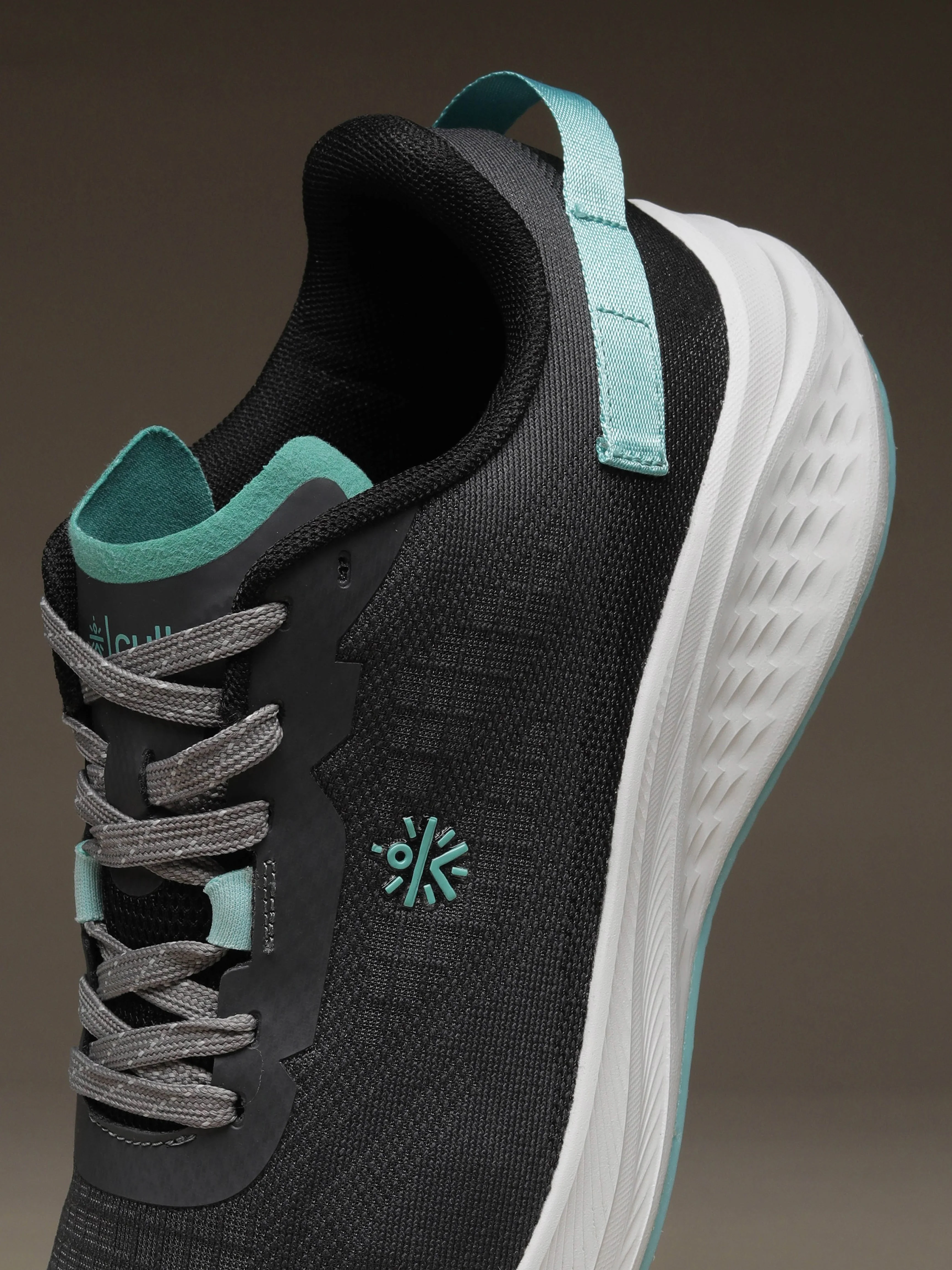cult Women's SwiftArc Running Shoes - D.Grey - Image 11