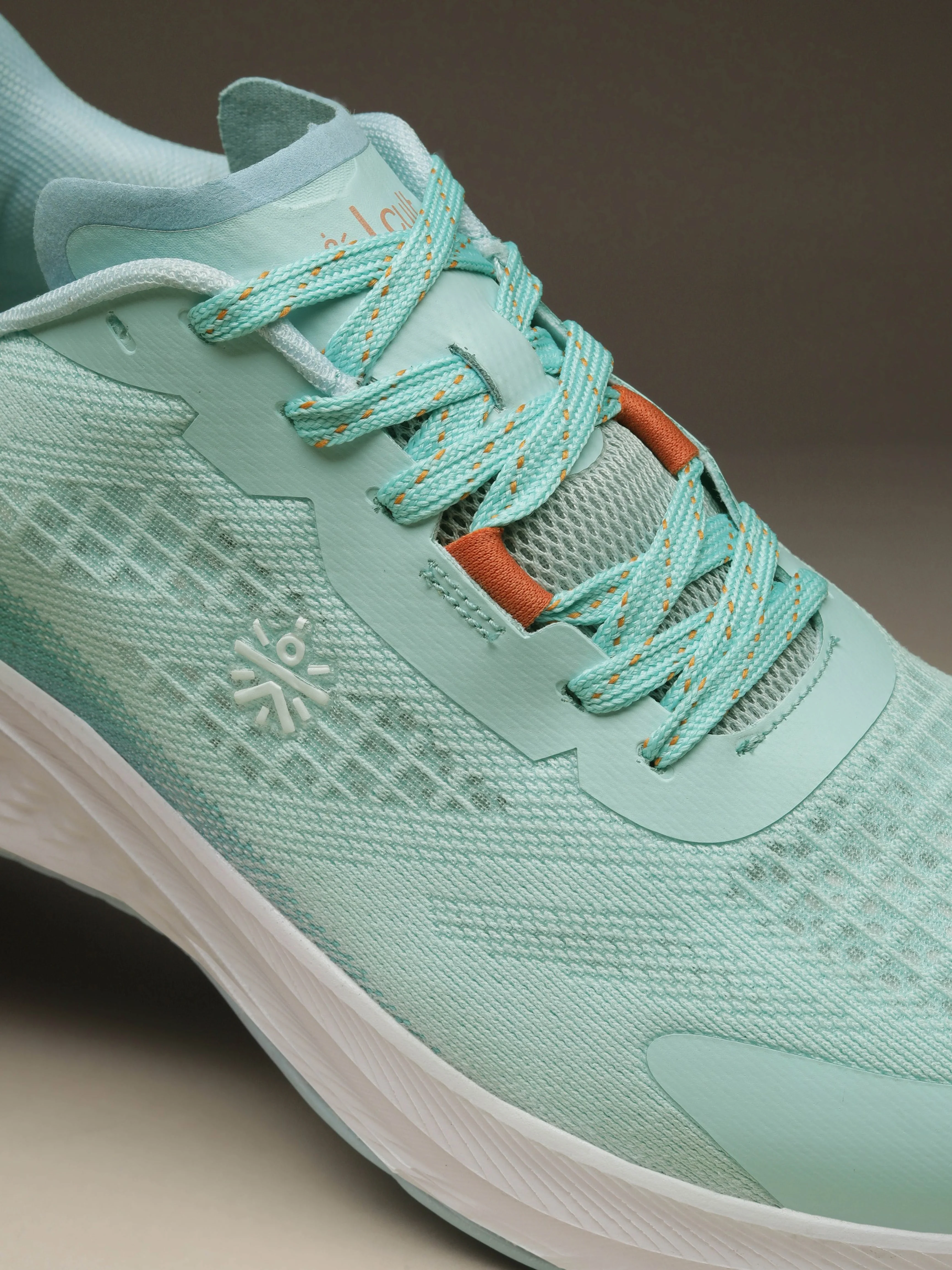 cult Women's SwiftArc Running Shoes - Mint - Image 8