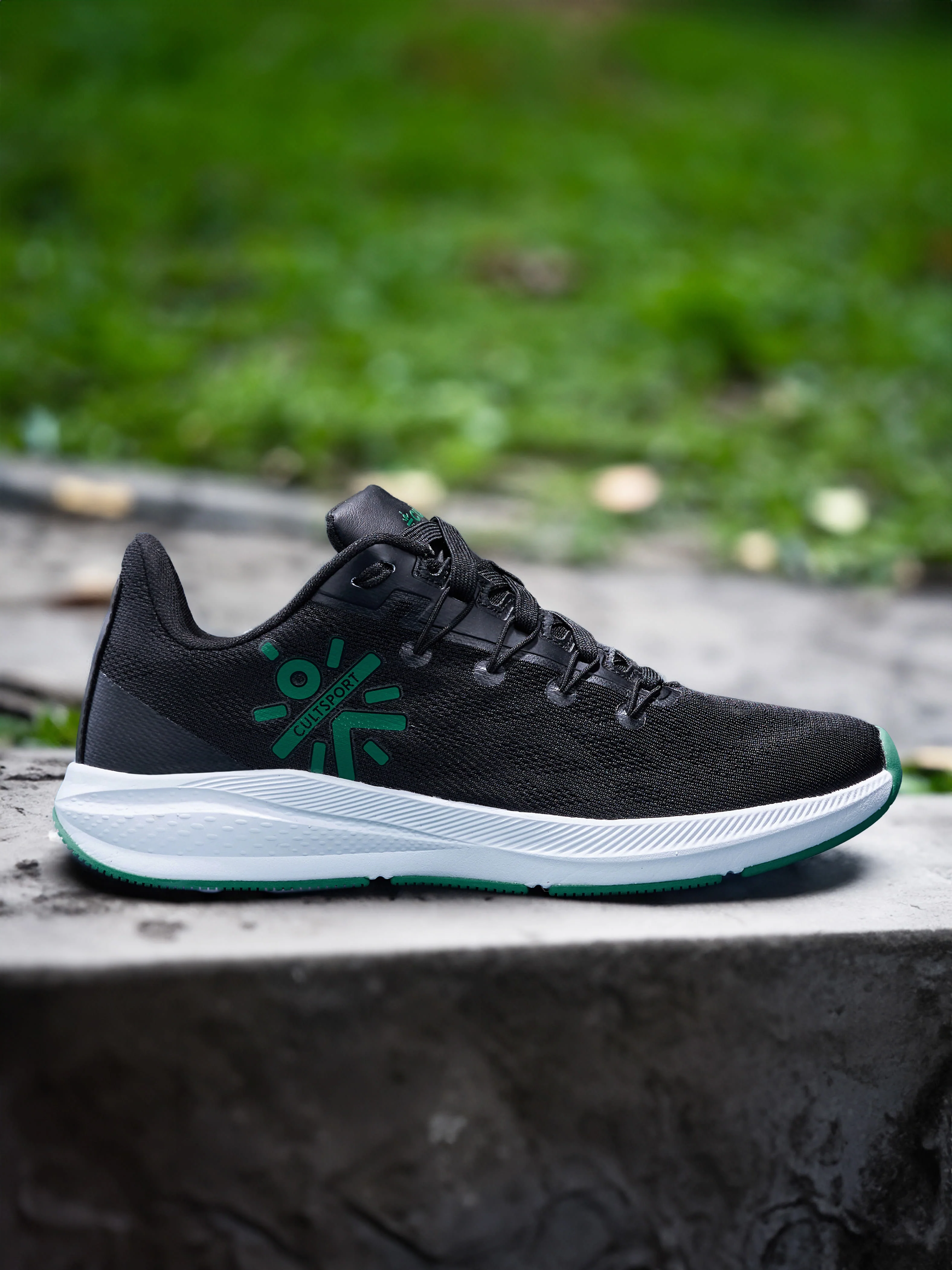 cult Firebird Men Running Shoes - Black