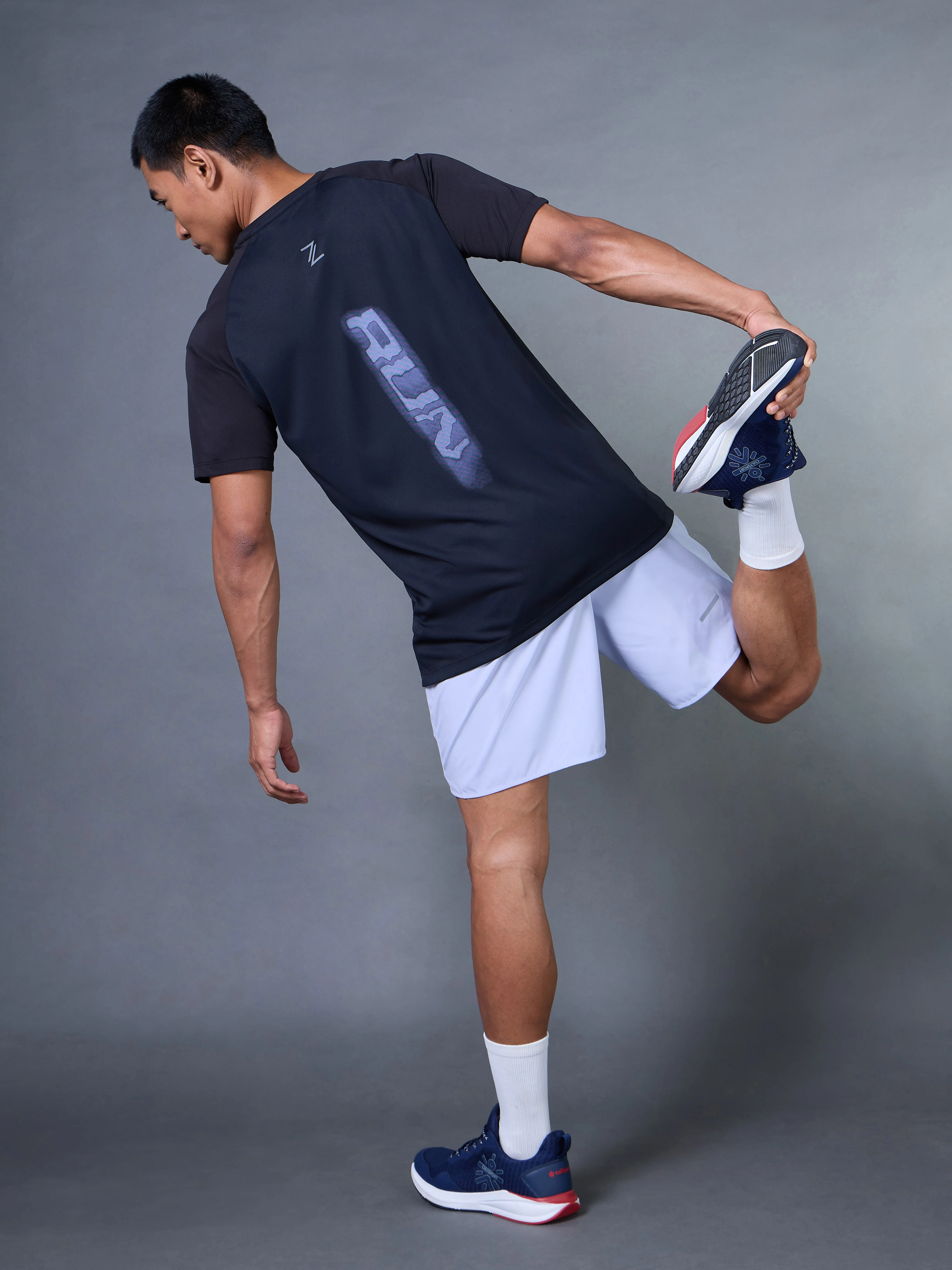 Men's Black Everyday Run T-shirt - Image 2