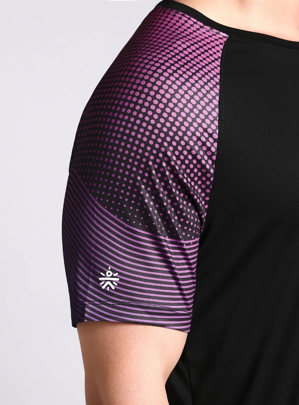 Men's Black Pop Up Training Essential T-shirt - Image 10