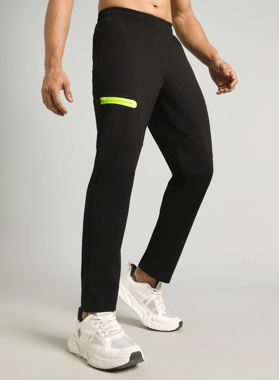 Men's Black Runner's Flex Trackpants