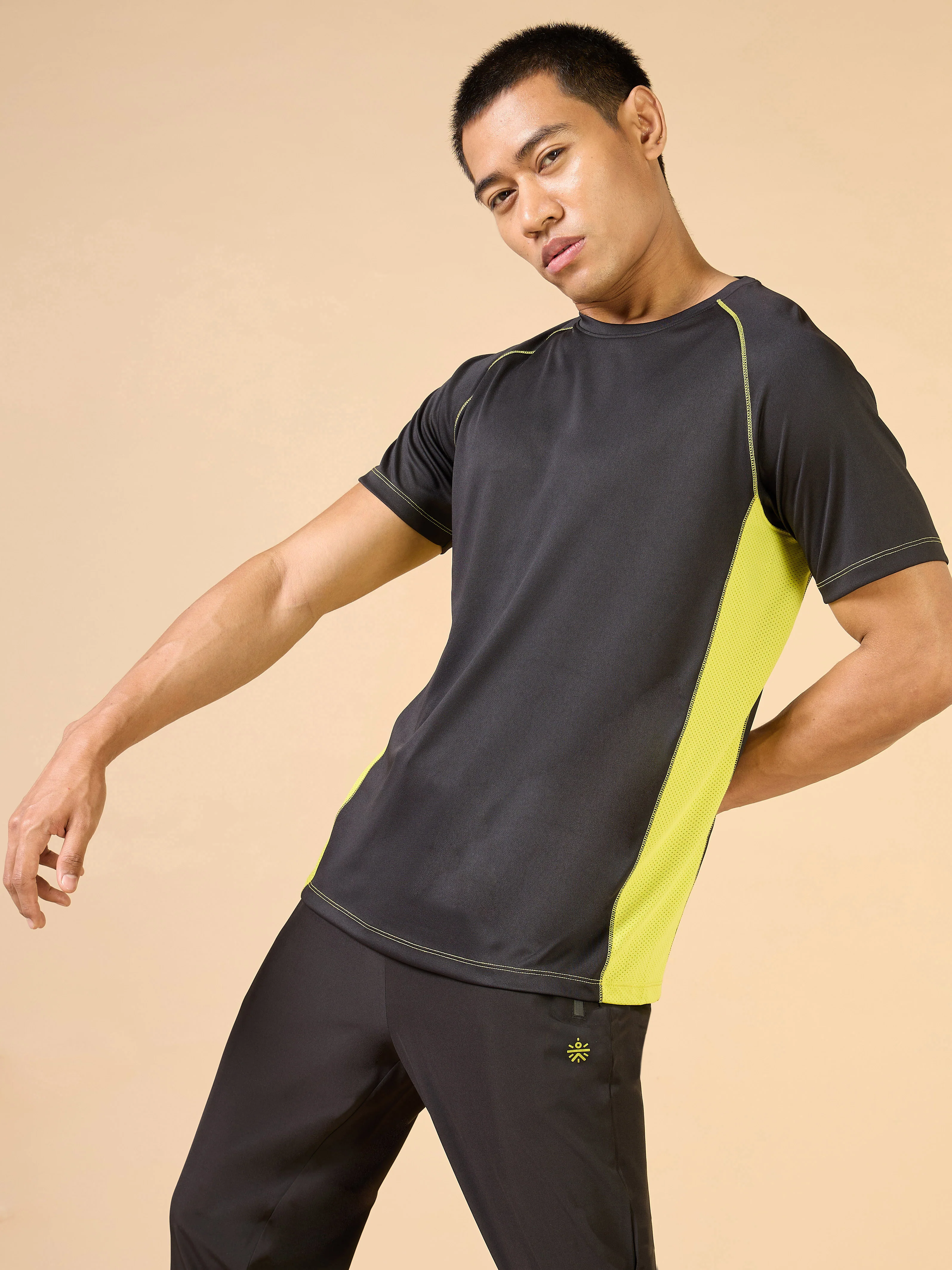 Men's Black Train All Sculpted T-shirt