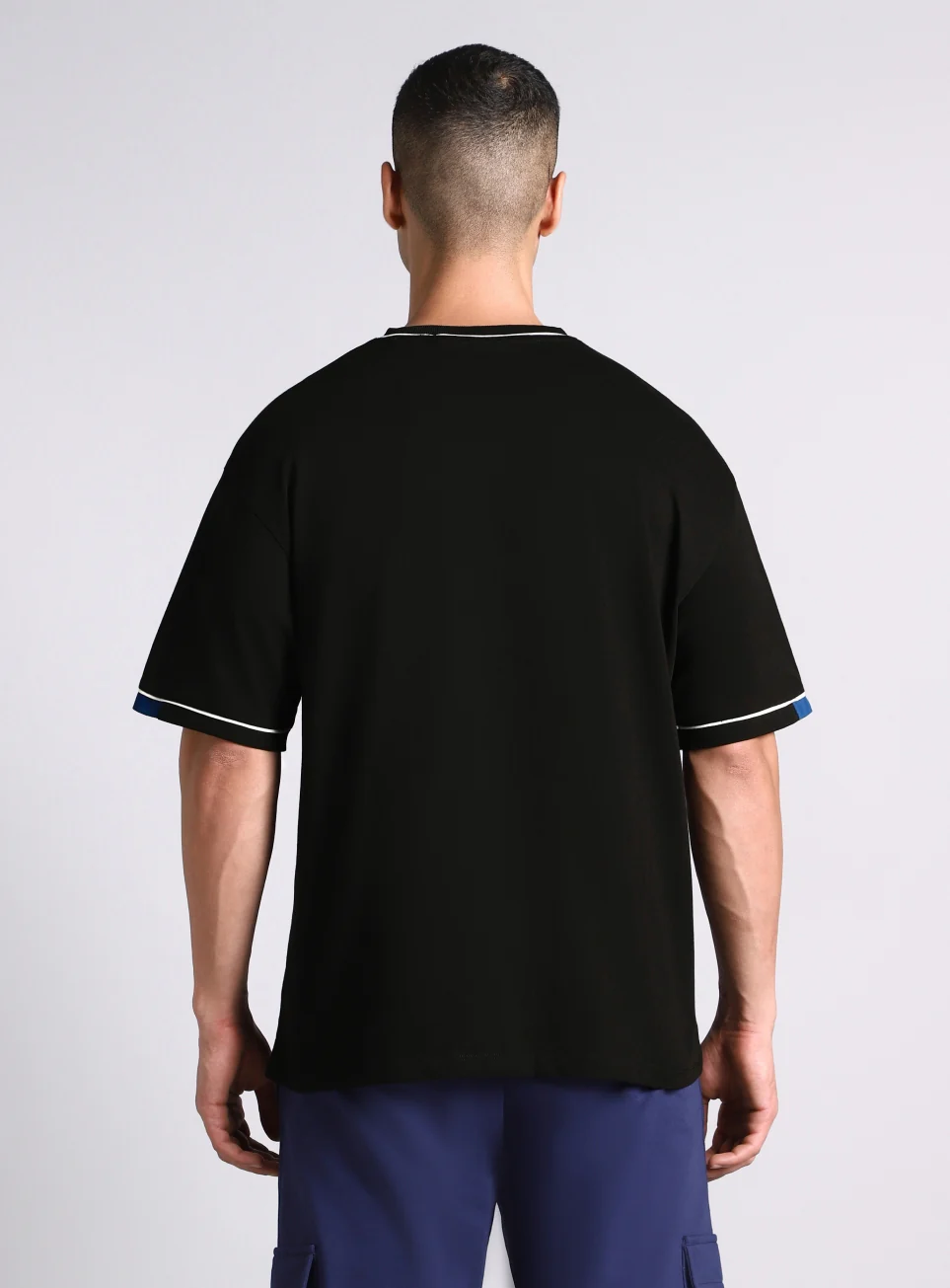 Men's Black V-Man Relaxed Fit Graphic T-shirt - Image 6