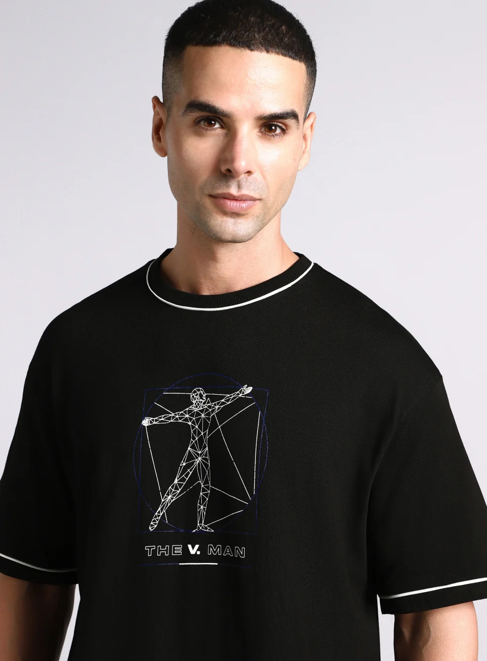 Men's Black V-Man Relaxed Fit Graphic T-shirt - Image 7