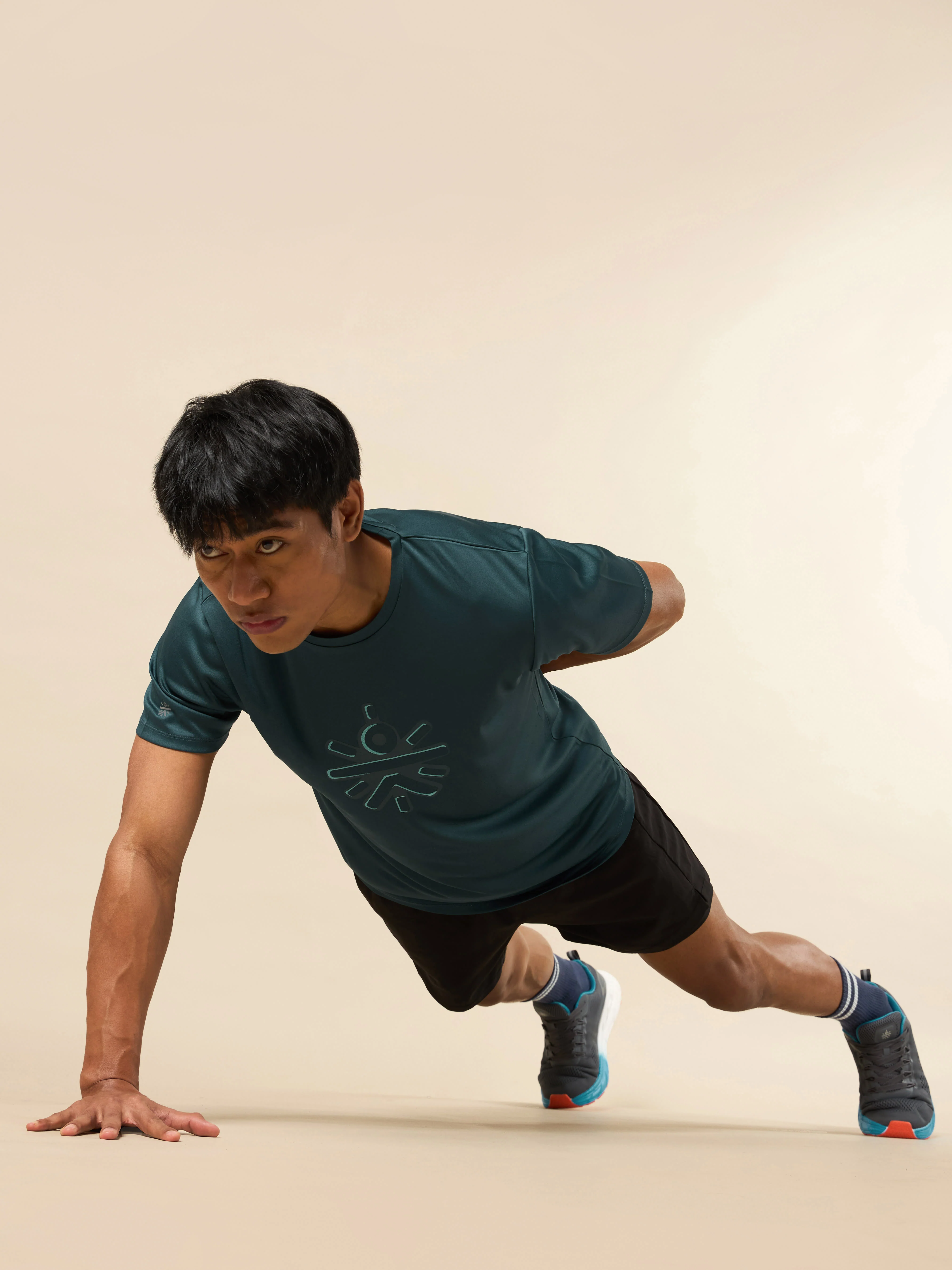 Men's Blue Brand Carrier Print T-shirt - Image 2