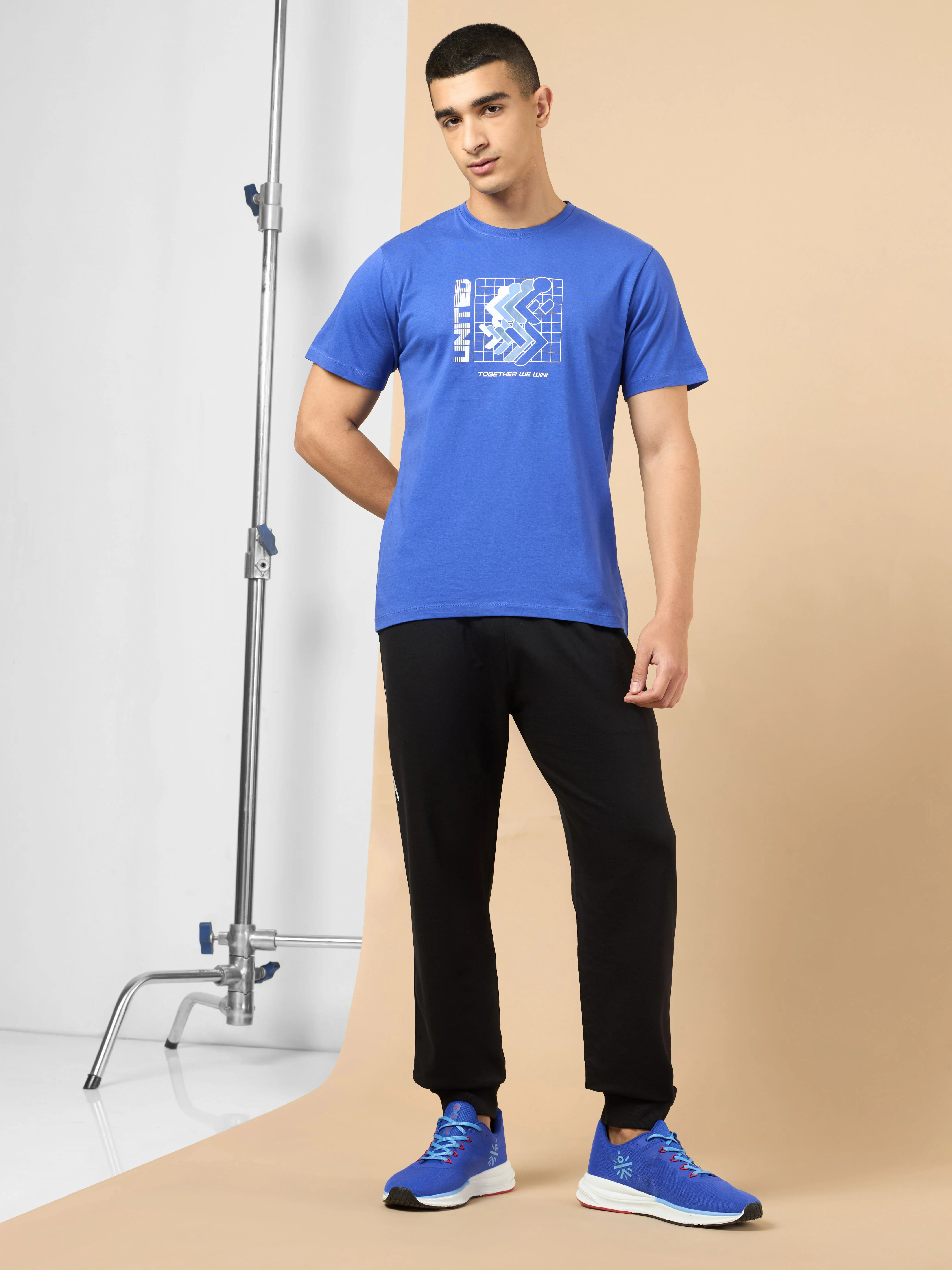 Men's Blue Marathon Graphic T-shirt - Image 2