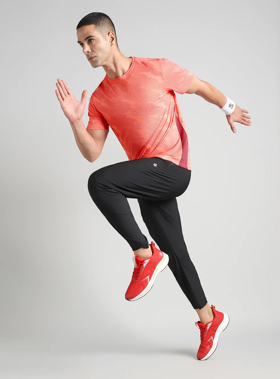 Men's Coral Urban Camo Running T-shirt - Image 3