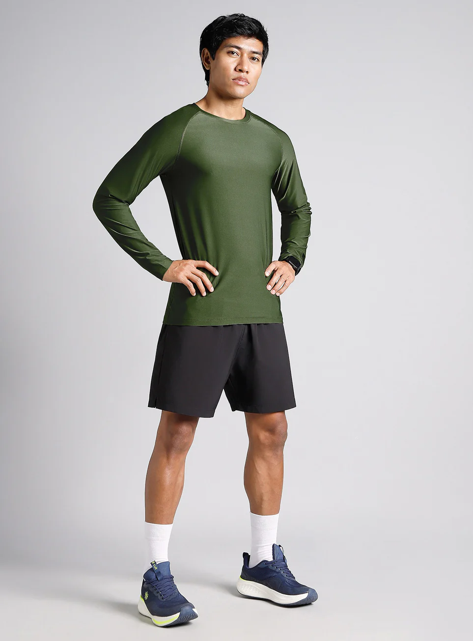 Men's Dark Green Base Layer Run Full Sleeve T-shirt - Image 2