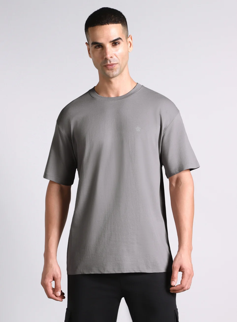 Men's Grey Built-In Motion Graphic Oversized T-shirt - Image 4