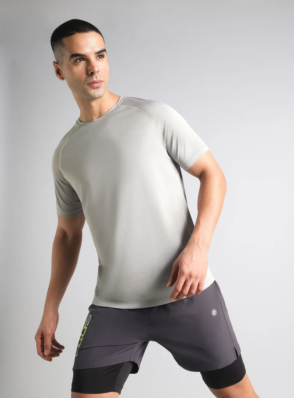 Men's Grey Everyday Workout Train Tee