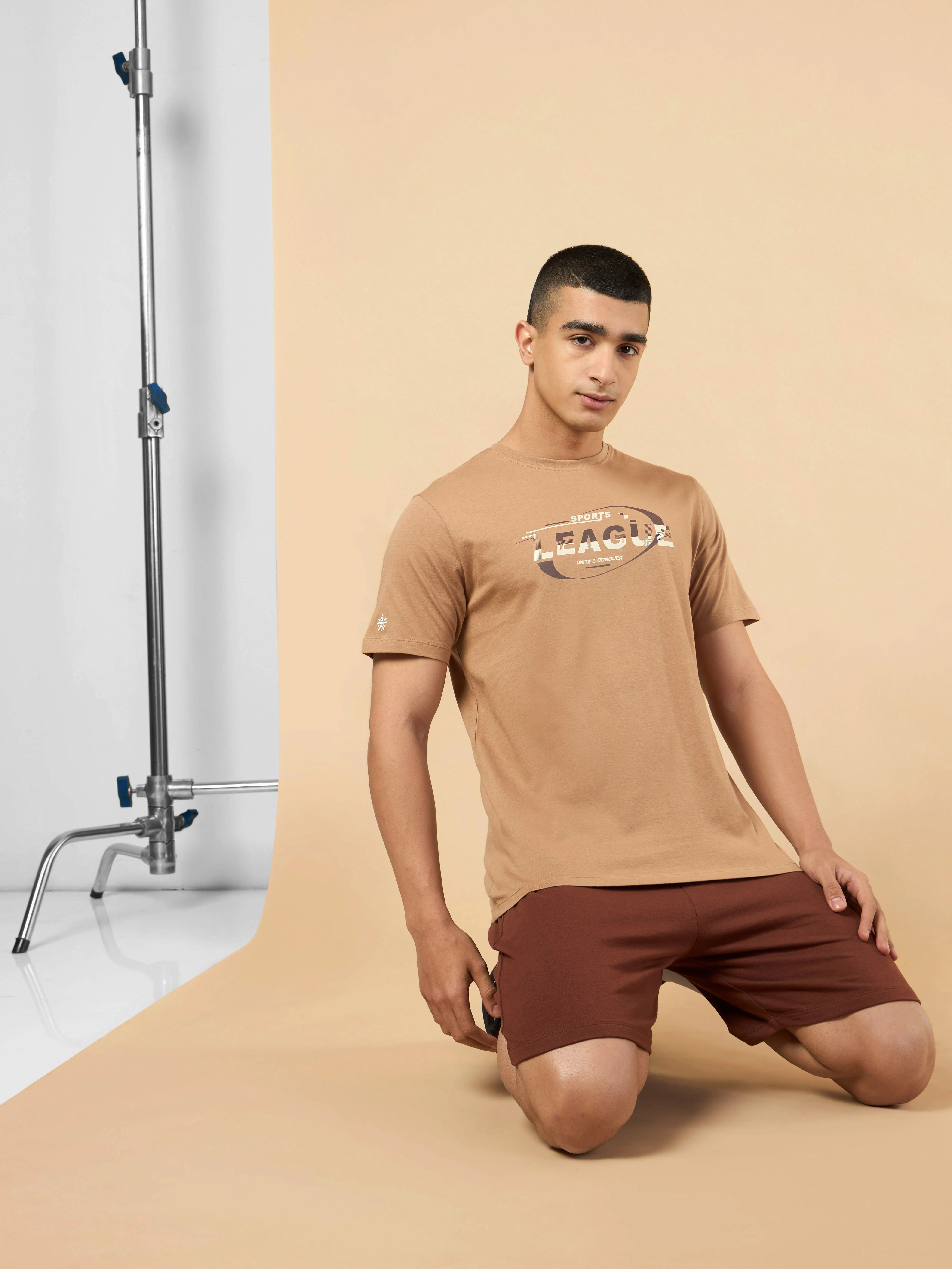 Men's Khaki Sports League Graphic T-shirt - Image 2