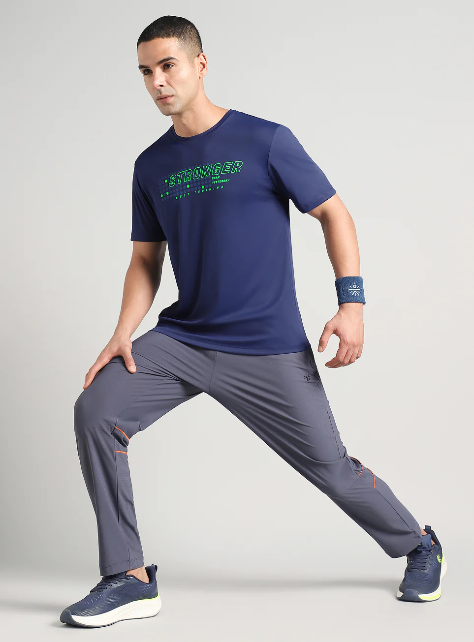 Men's Navy Train Stronger T-shirt - Image 2