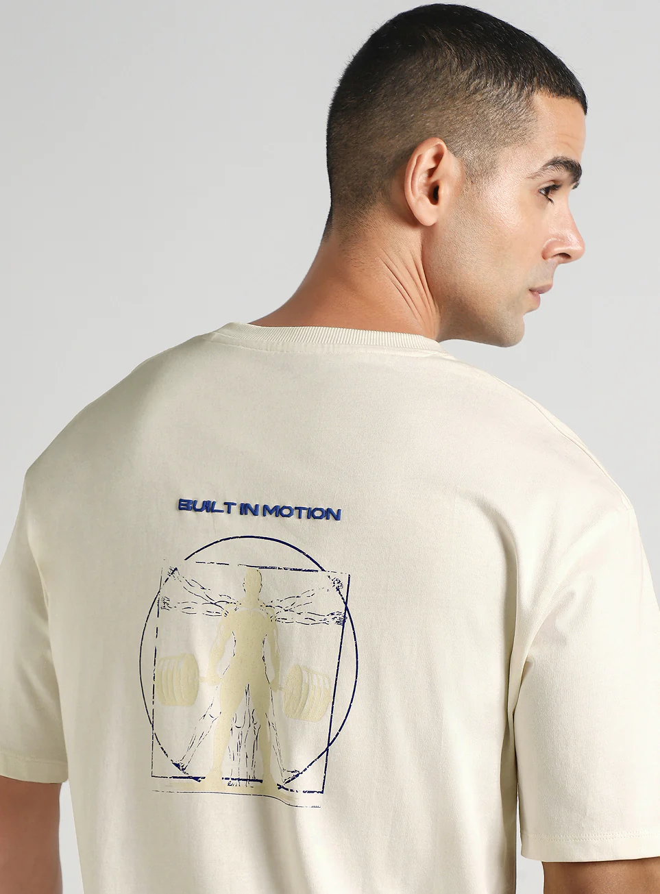 Men's Off White Built-In Motion Graphic Oversized T-shirt - Image 7