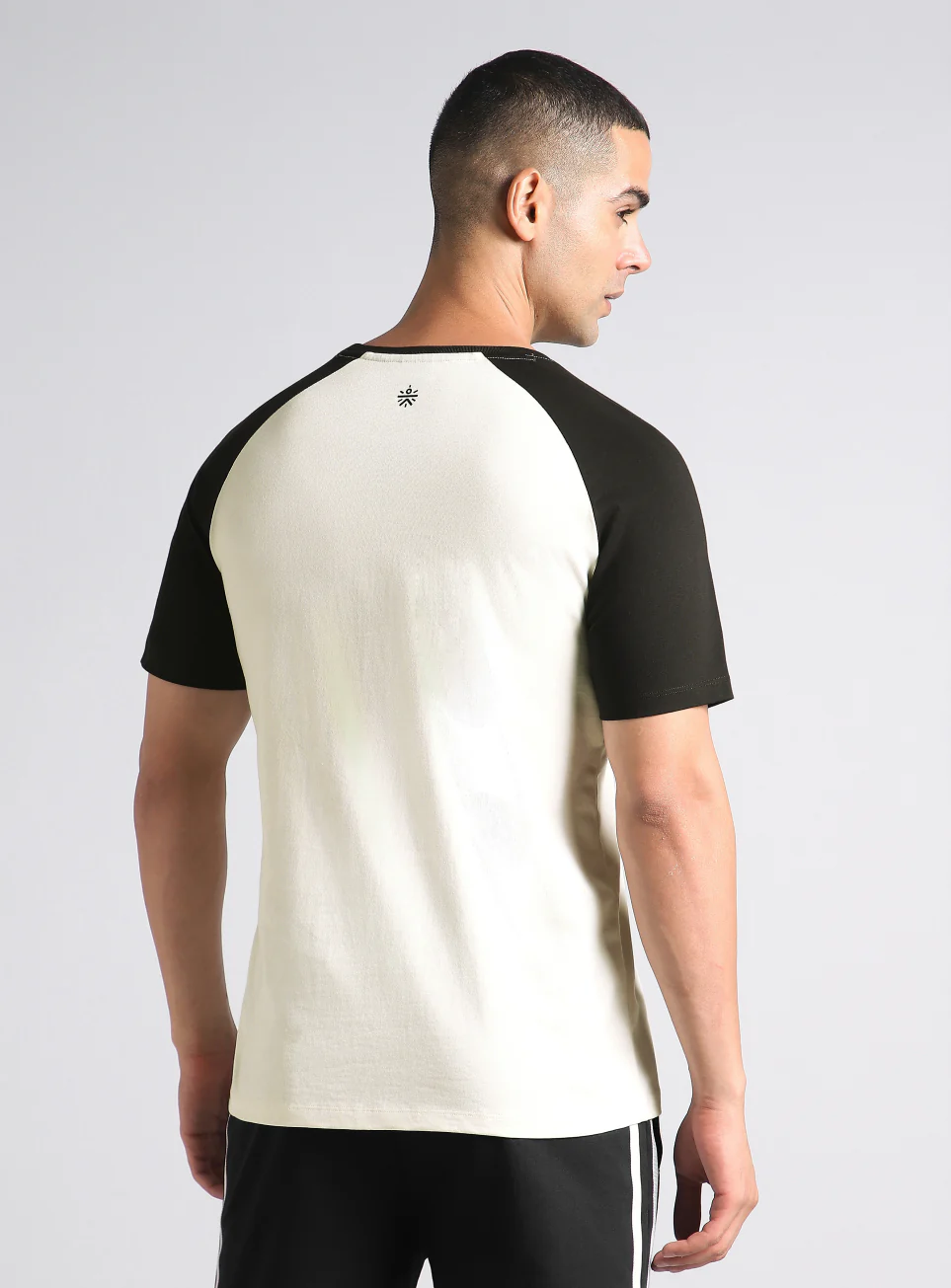 Men's Off White Courtside Sporty Colorblock T-shirt - Image 6