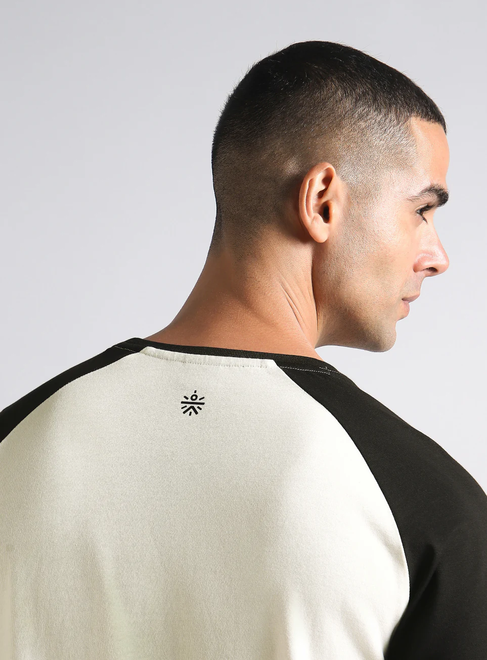 Men's Off White Courtside Sporty Colorblock T-shirt - Image 8
