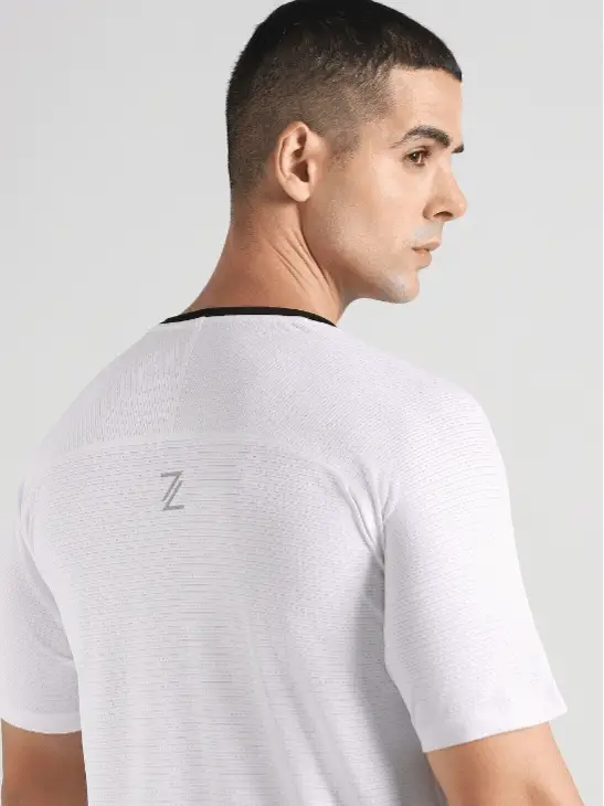 Men's Off White Ultra Runner's Technical Knit T-shirt - Image 10