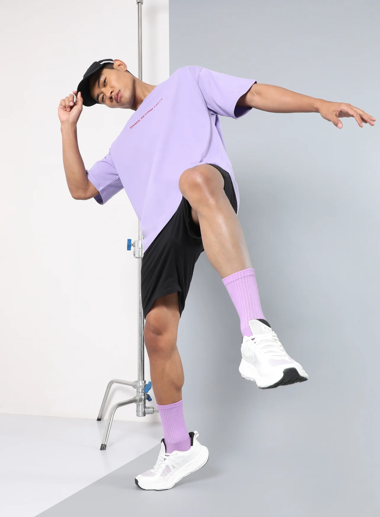 Men's Purple Dance Back Print Oversized fit T-shirt - Image 2