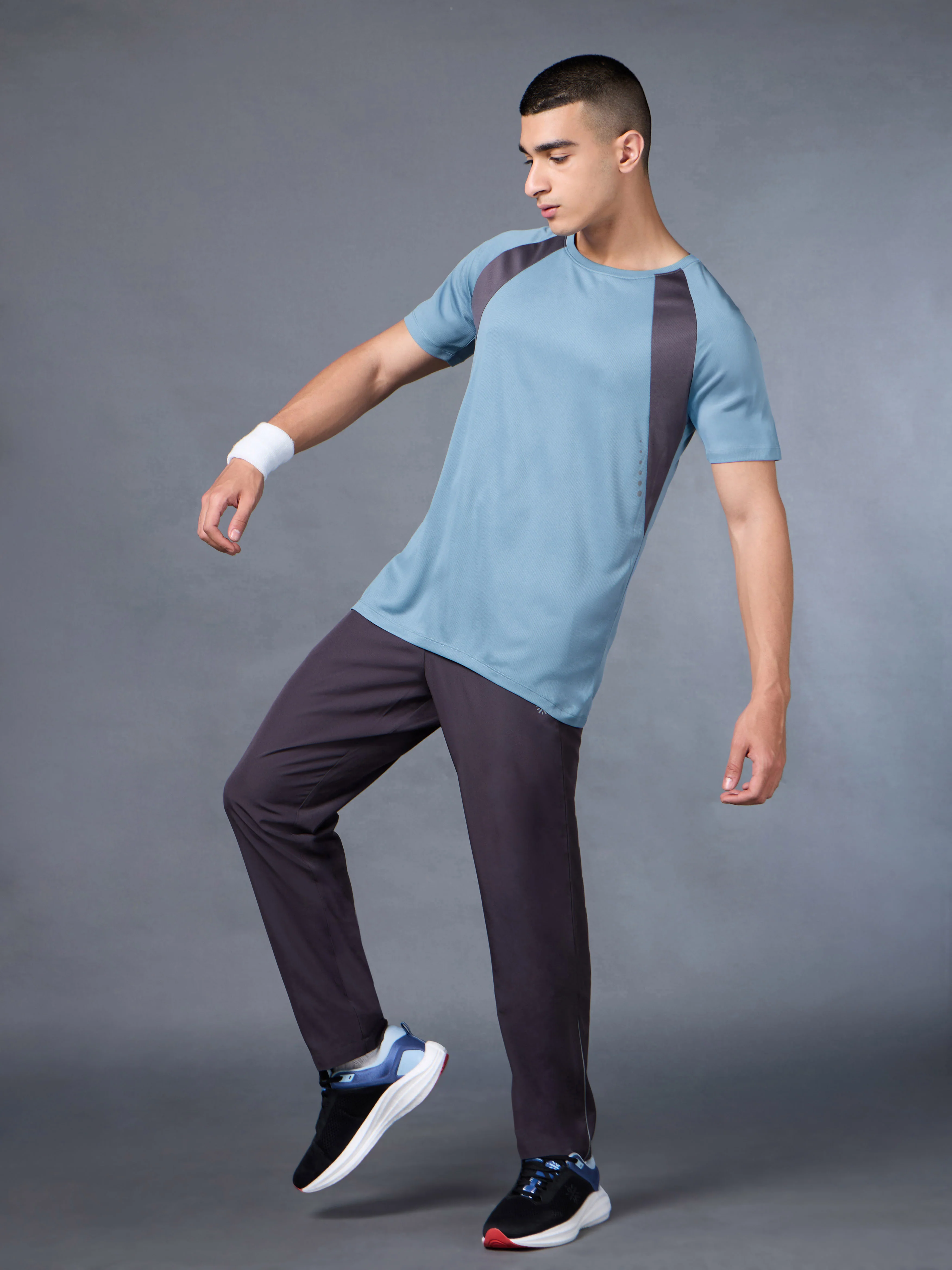 Men's Run Champion Blue T-shirt - Image 2