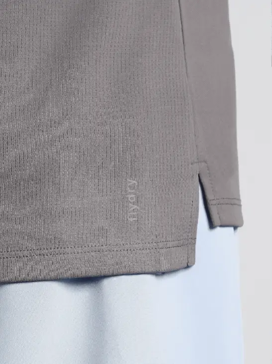 Men's Runner's Dark Grey Essential T-shirt - Image 8