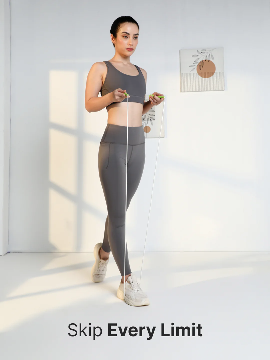 Pencil Skipping Rope for Gym & Home Exercise Adjustable, Tangle-Free White - Image 2