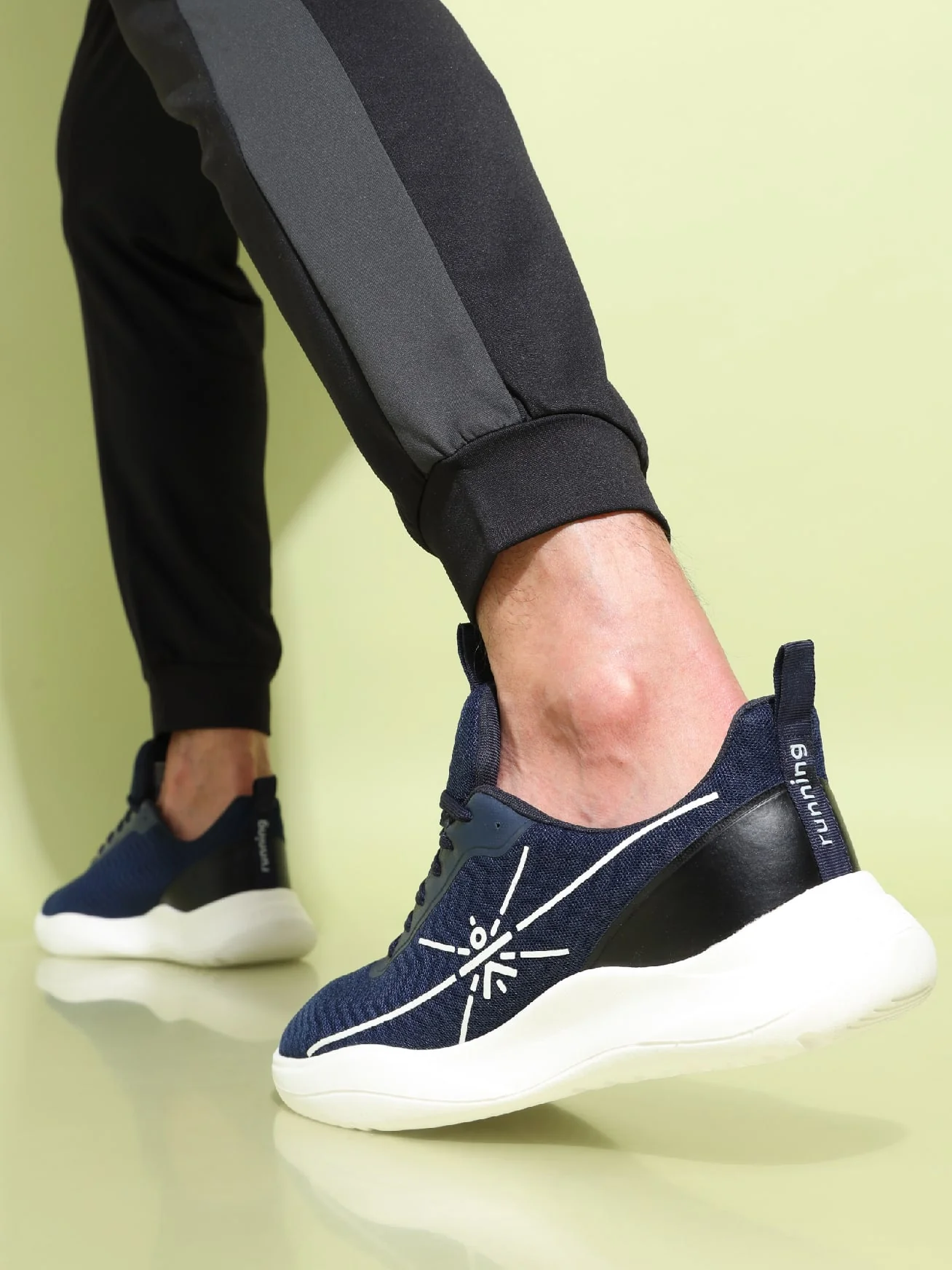 cult Racer Men Running Shoes - Navy Blue/Black