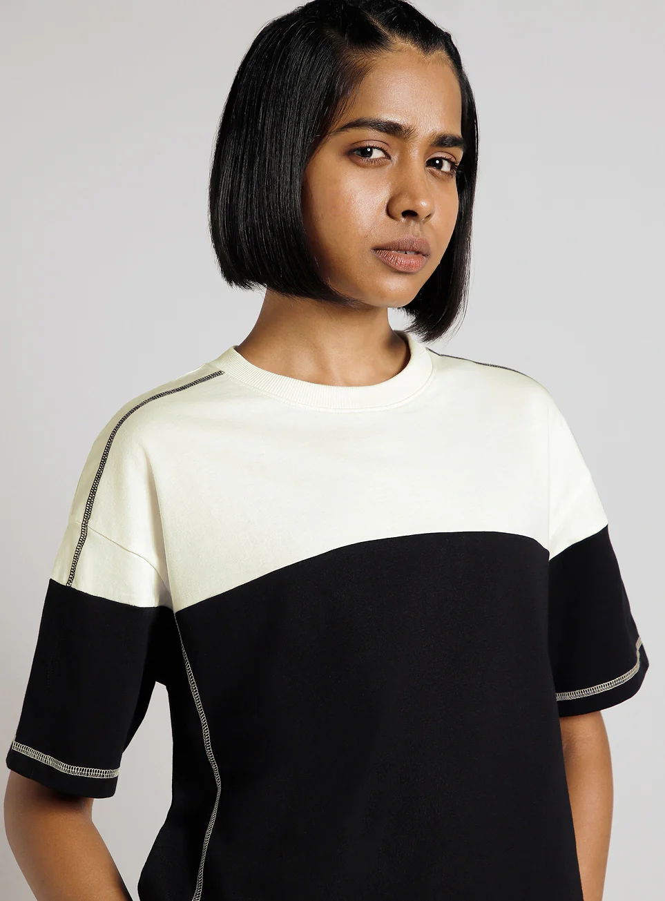 Women's Black Colourblocked Boxy Fit T-shirt - Image 7
