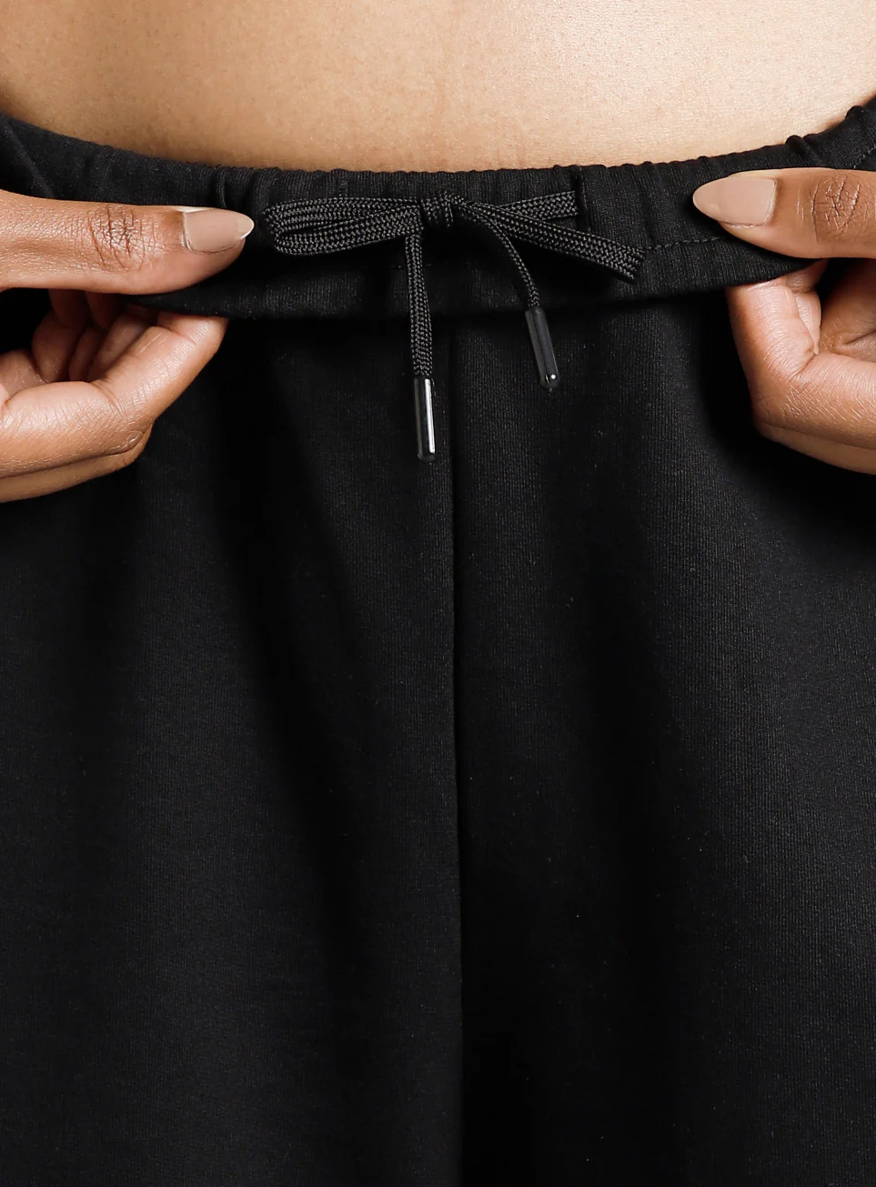 Women's Black Contrast Edge Straight Fit Trackpants - Image 9