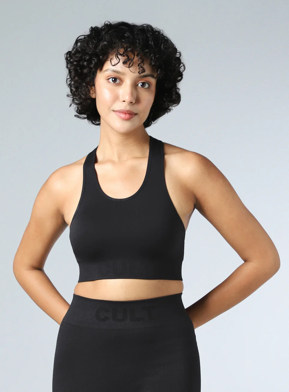 Women's Black Motion Flow Medium Support Seamless Bra - Image 4