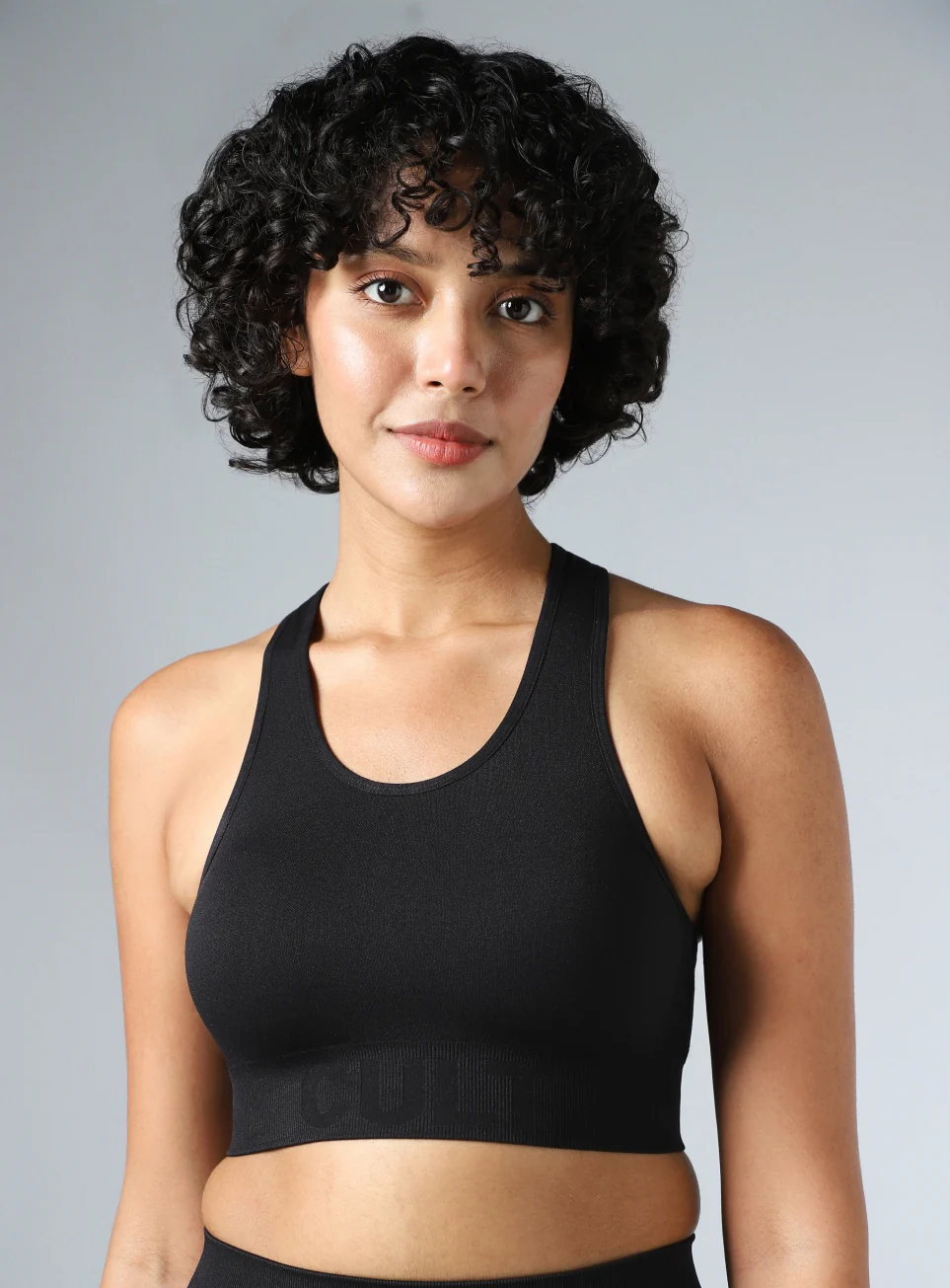 Women's Black Motion Flow Medium Support Seamless Bra - Image 7