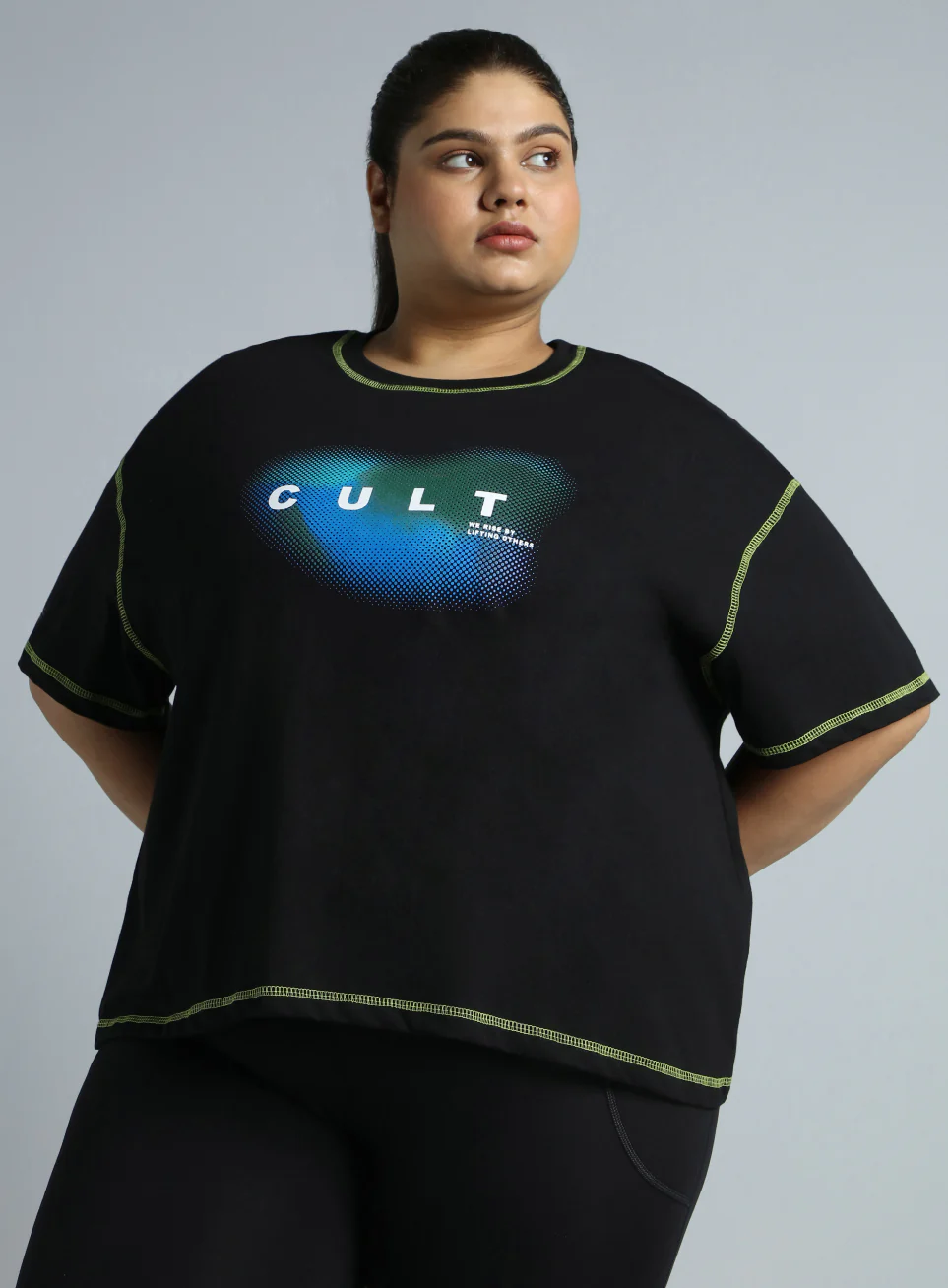 Women's Black Training Essential Graphic Plus Size Boxy Fit T-shirt