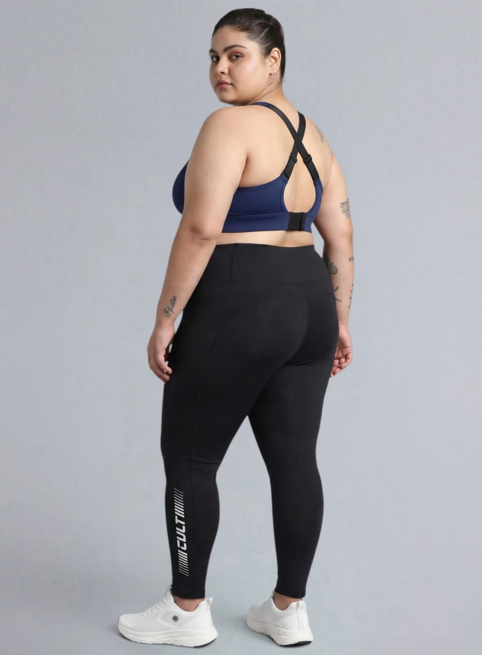 Women's Blue Adjustable Strap Training High Support Plus Size Sports Bra - Image 3