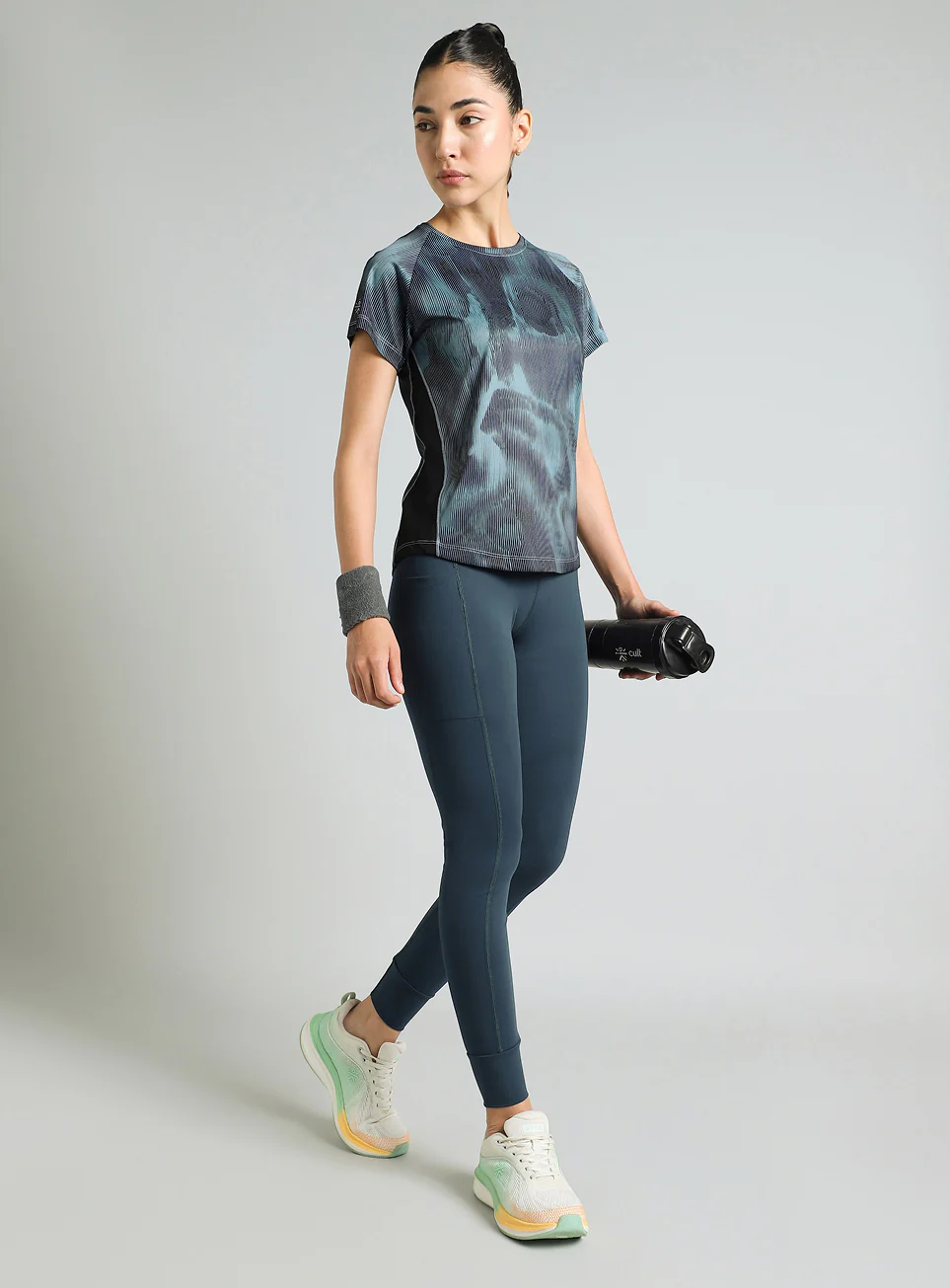 Women's Blue Urban Camo Run T-shirt - Image 2