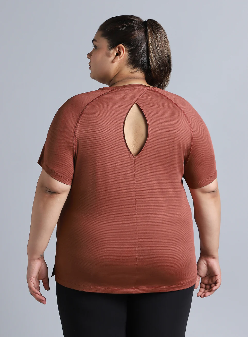 Women's Brown Back Cut Out Plus Size T-shirt