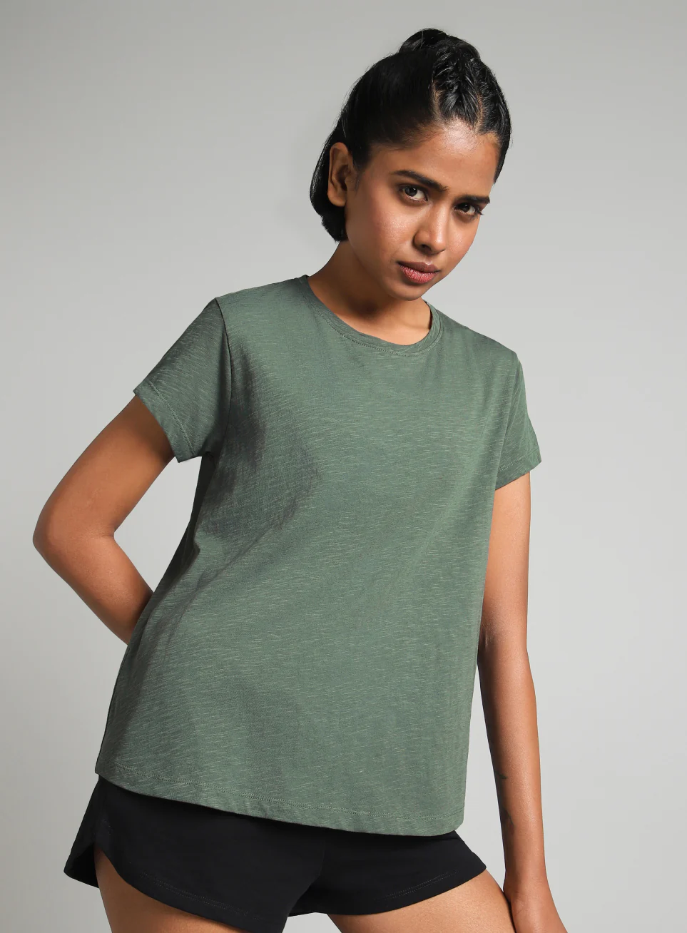 Women's Green Flow Form Yoga T-shirt